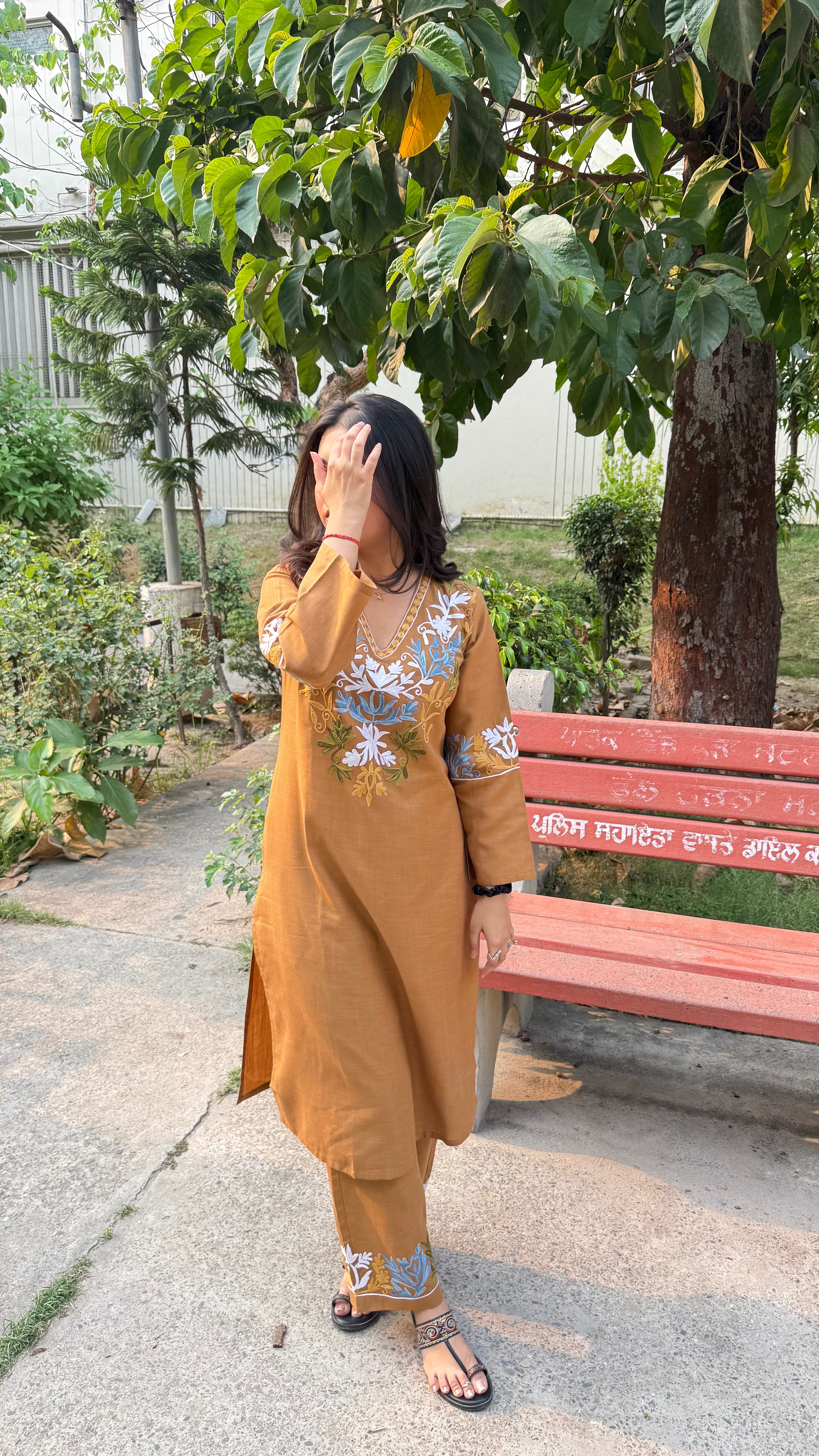 Kajal In Cotton Kashmiri Aari  Kurta Set - Brown