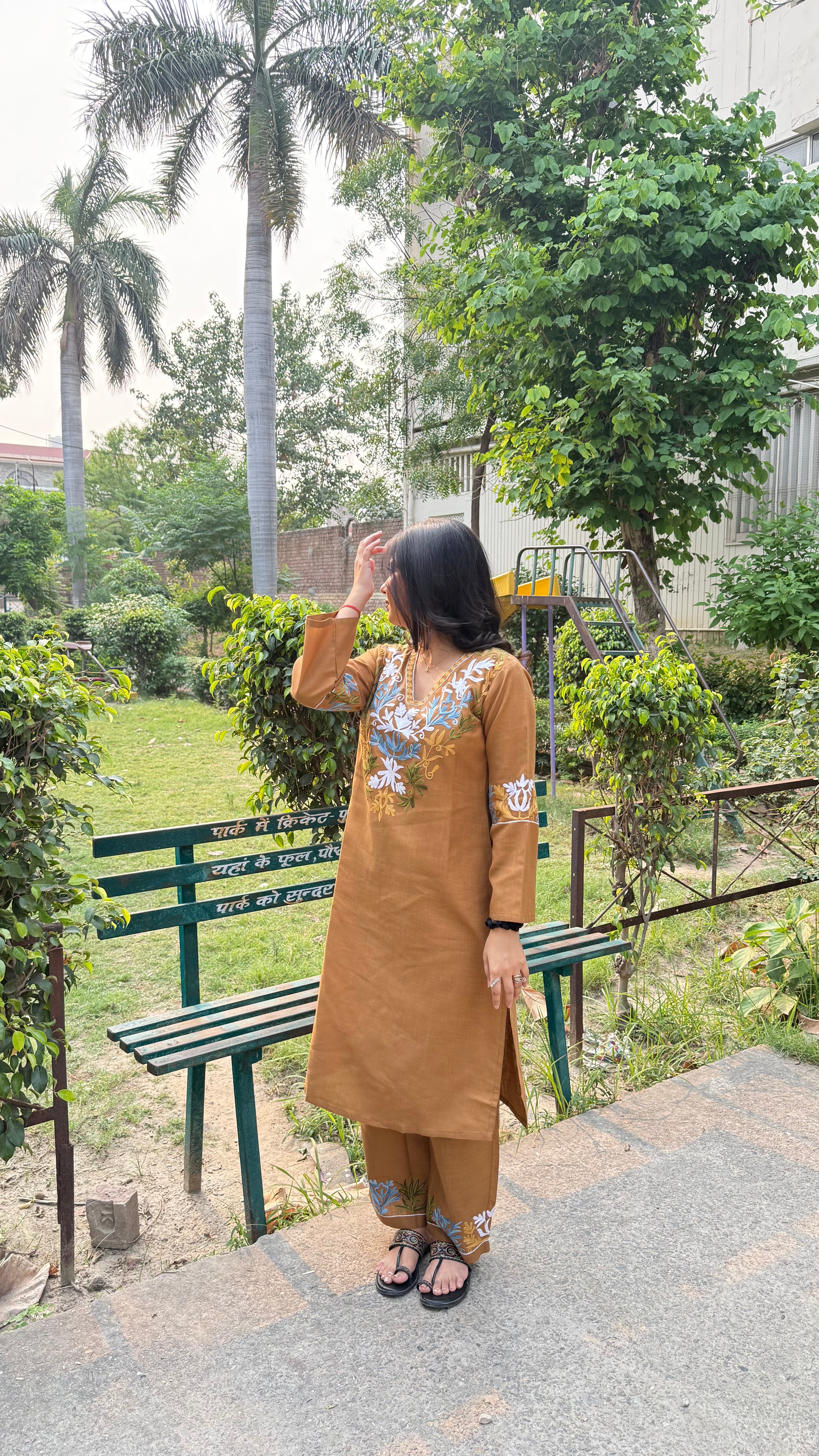 Kajal In Cotton Kashmiri Aari  Kurta Set - Brown