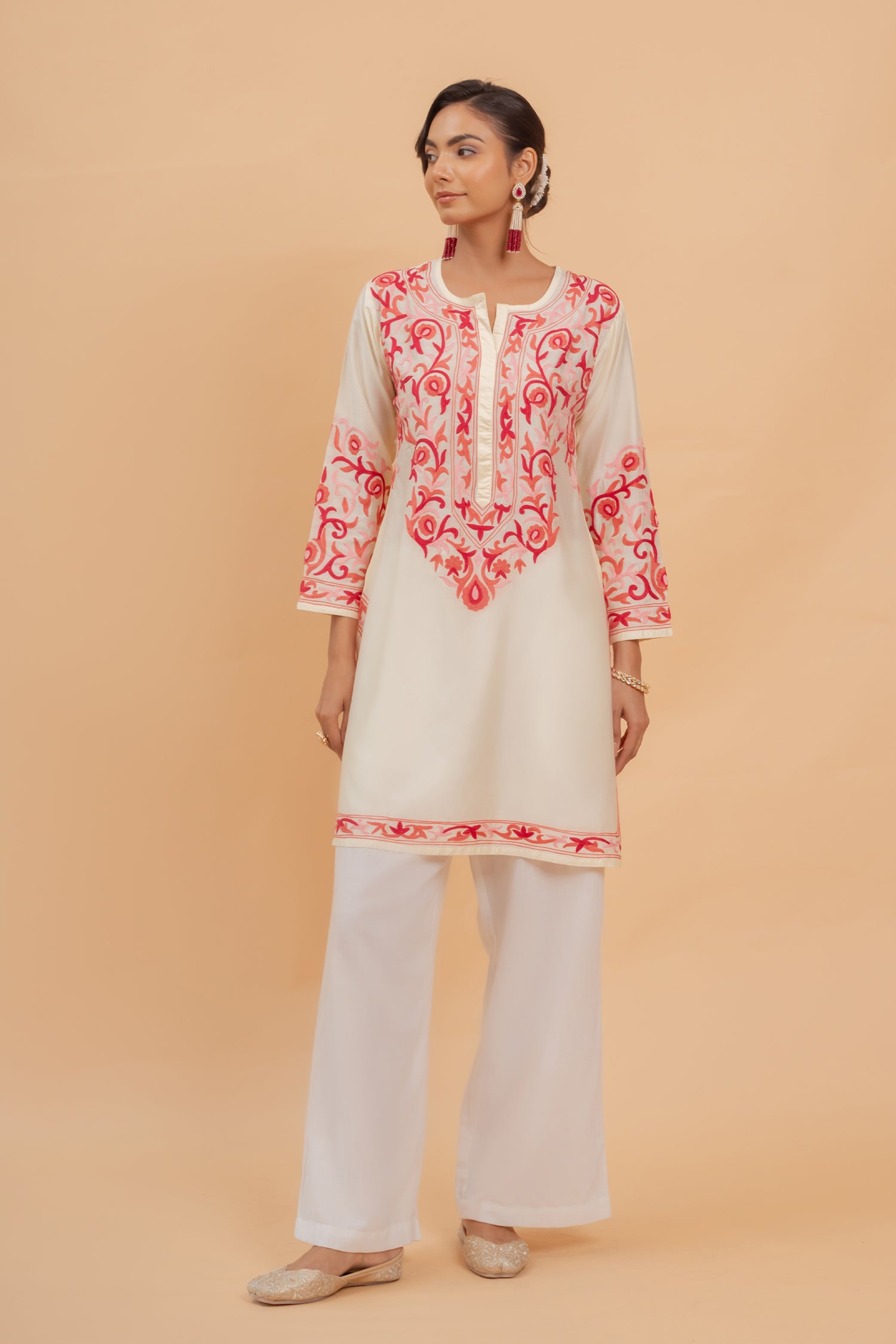 Mansi in Falak Kashmiri Long Kurta In Chanderi Silk With Pink Embroidery