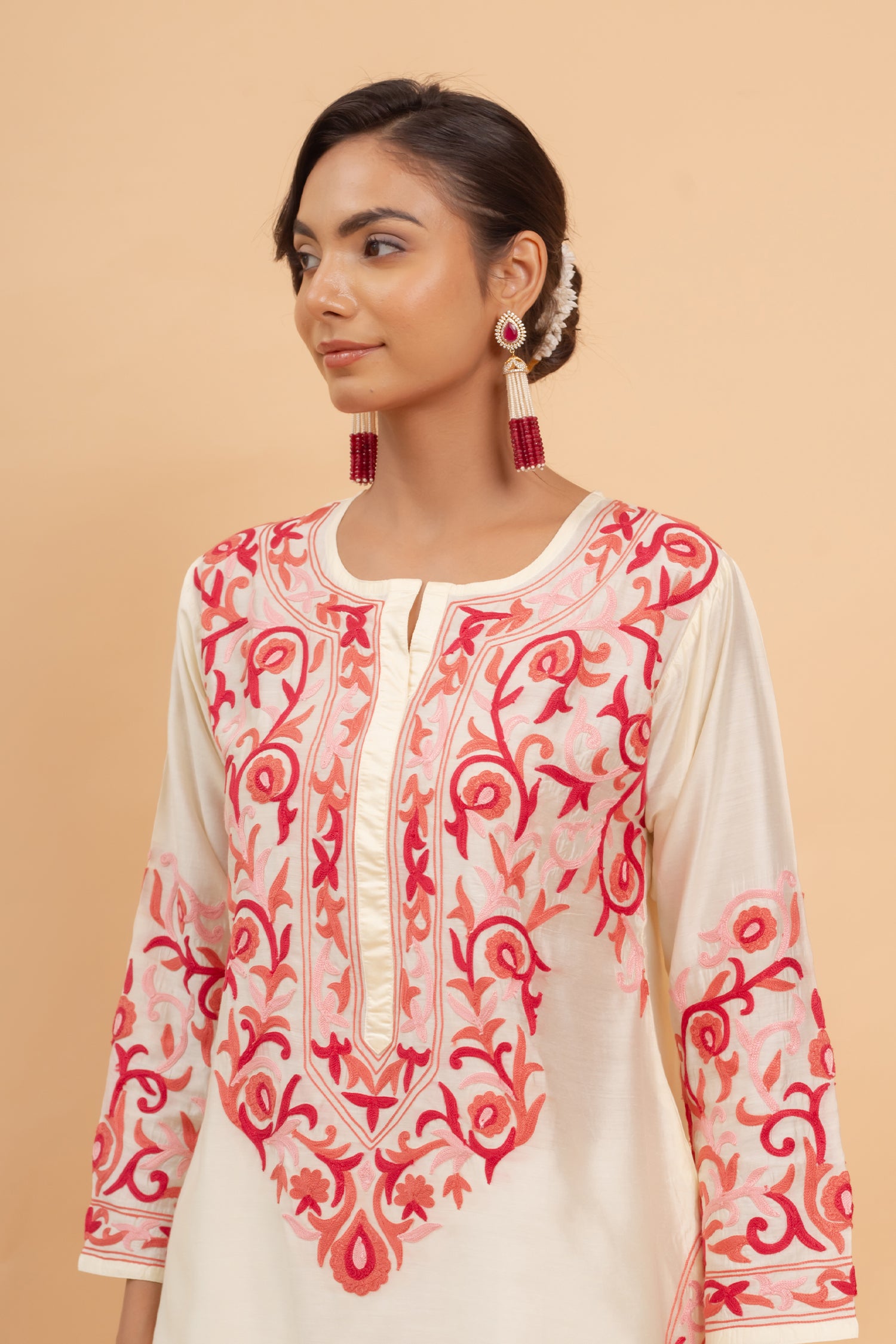 Mansi in Falak Kashmiri Long Kurta In Chanderi Silk With Pink Embroidery