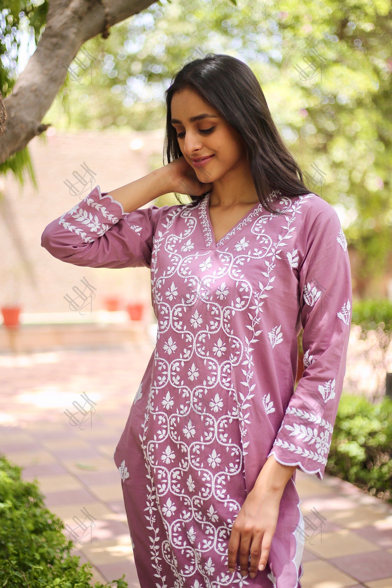 Saba Chikankari Long Kurta In Cotton - Ps