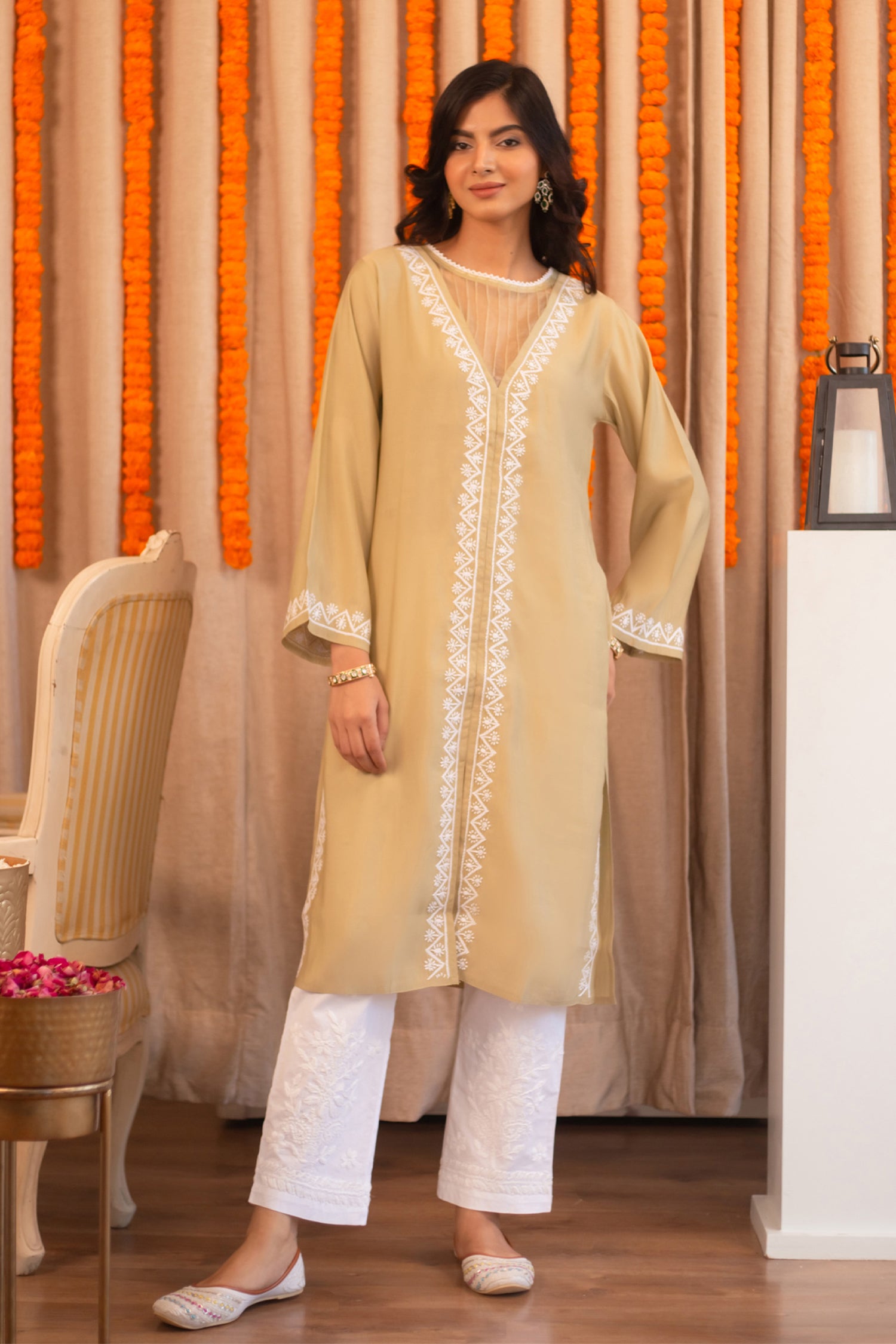 Saba Chikankari Long Kurta In Muslin - Beige