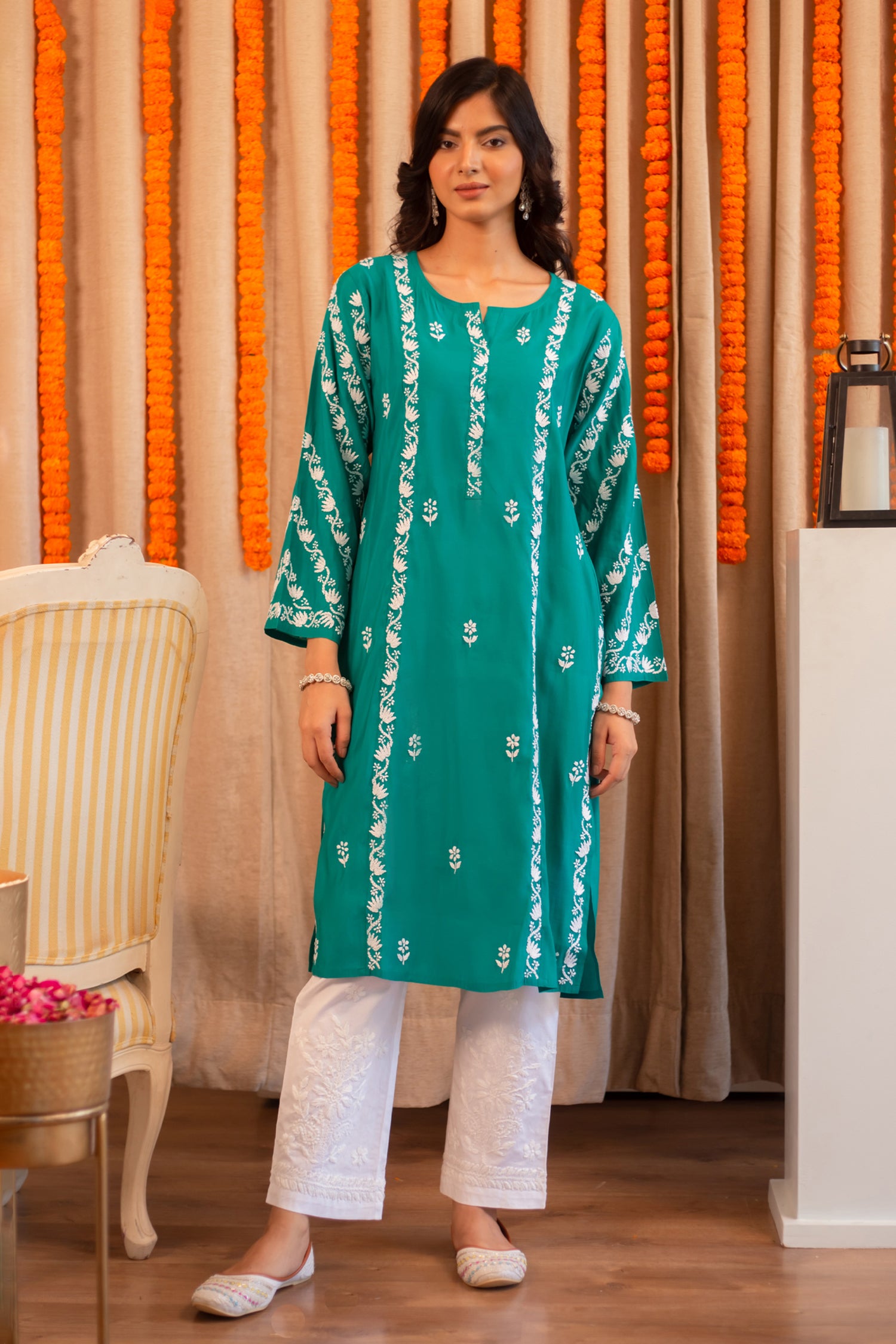 Saba Chikankari Long Kurta In Muslin - Turkish Green