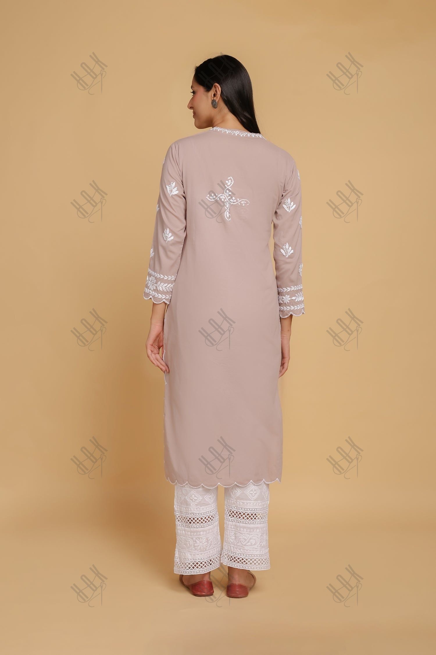 Saba Chikankari Long Kurta In Cotton - Light Lilac