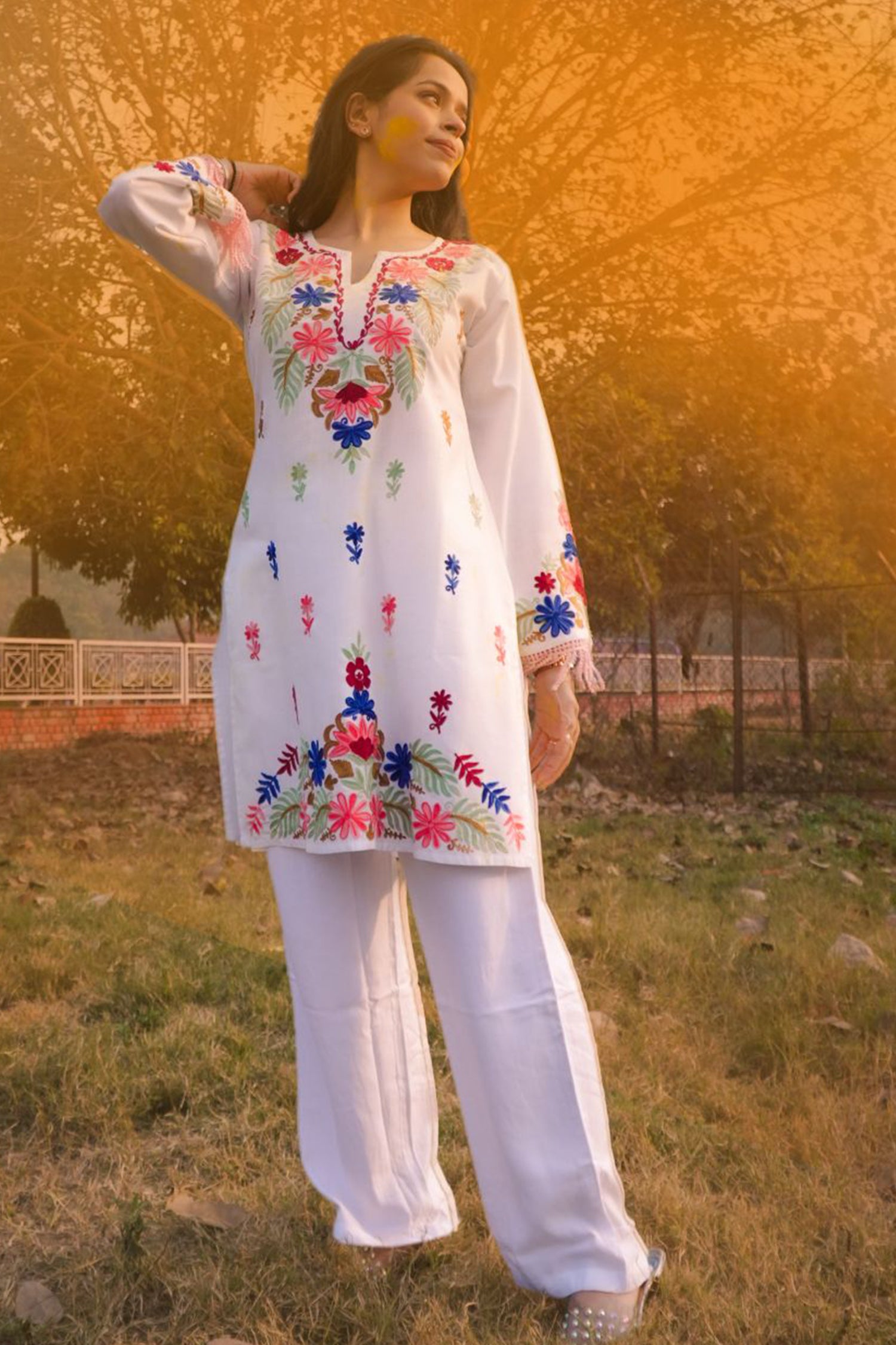 Falak Kashmiri Long Kurta - White