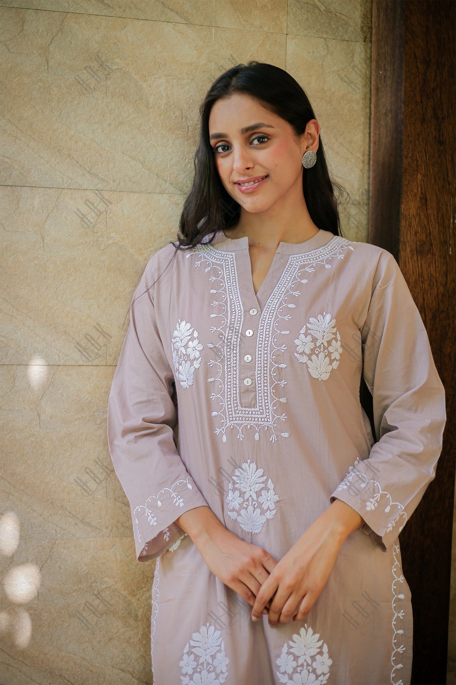 Saba Chikankari Long Kurta In Cotton - Lilac