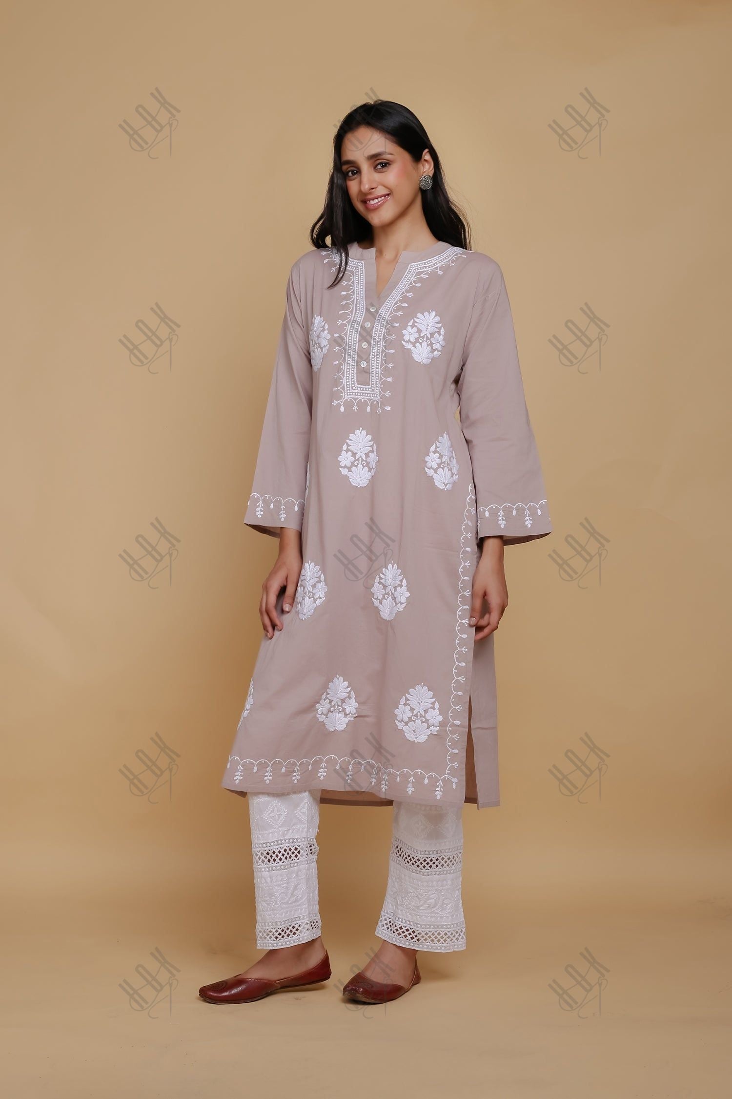 Saba Chikankari Long Kurta In Cotton - Lilac