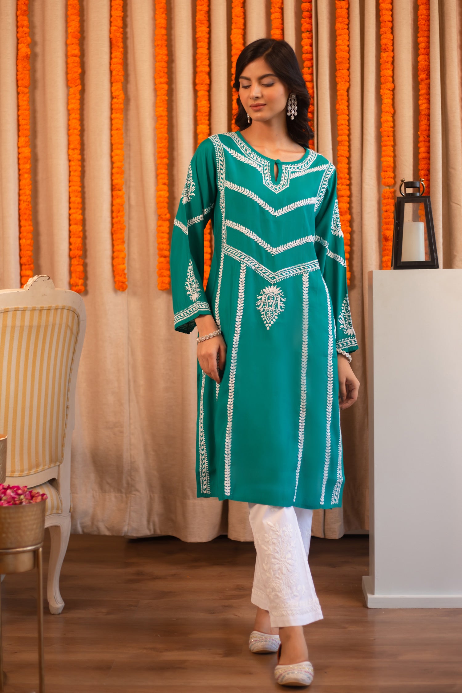 Saba Chikankari Long Kurta In Muslin - Turkish Green