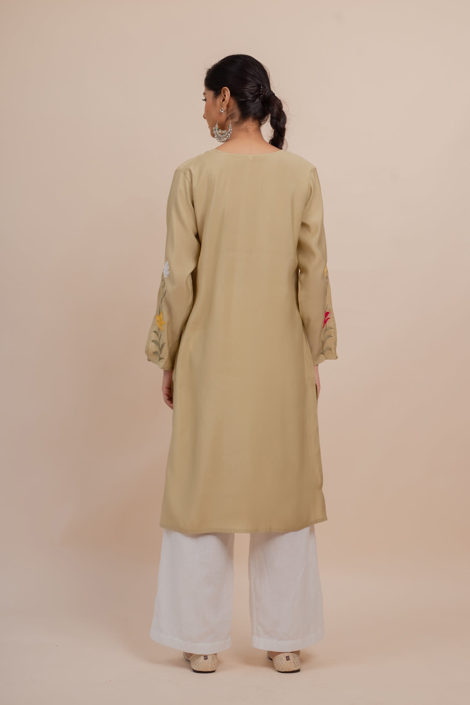 Falak Kashmiri Long Kurta In Beige Muslin With Aari