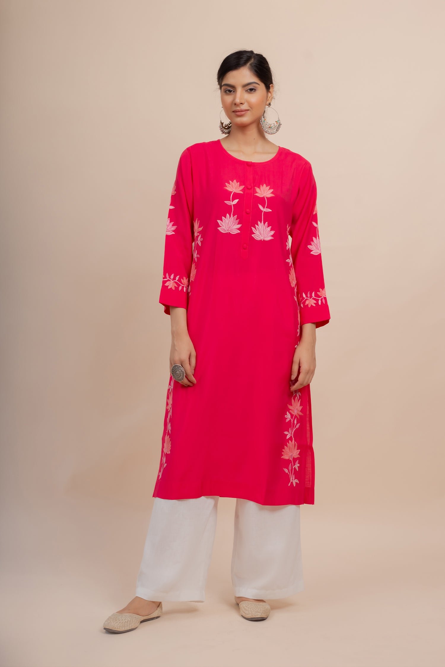 Falak Kashmiri Long Kurta In Pink Muslin With Aari