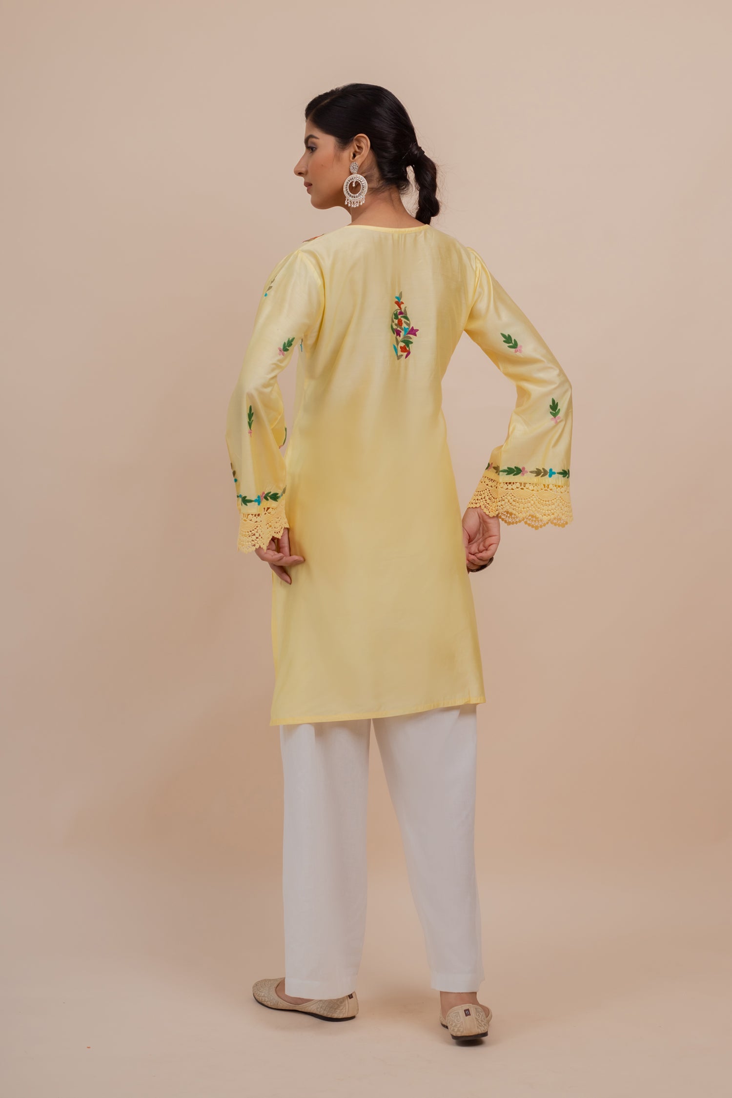 Falak Kashmiri Long Kurta In Yellow Chanderi Silk With Aari