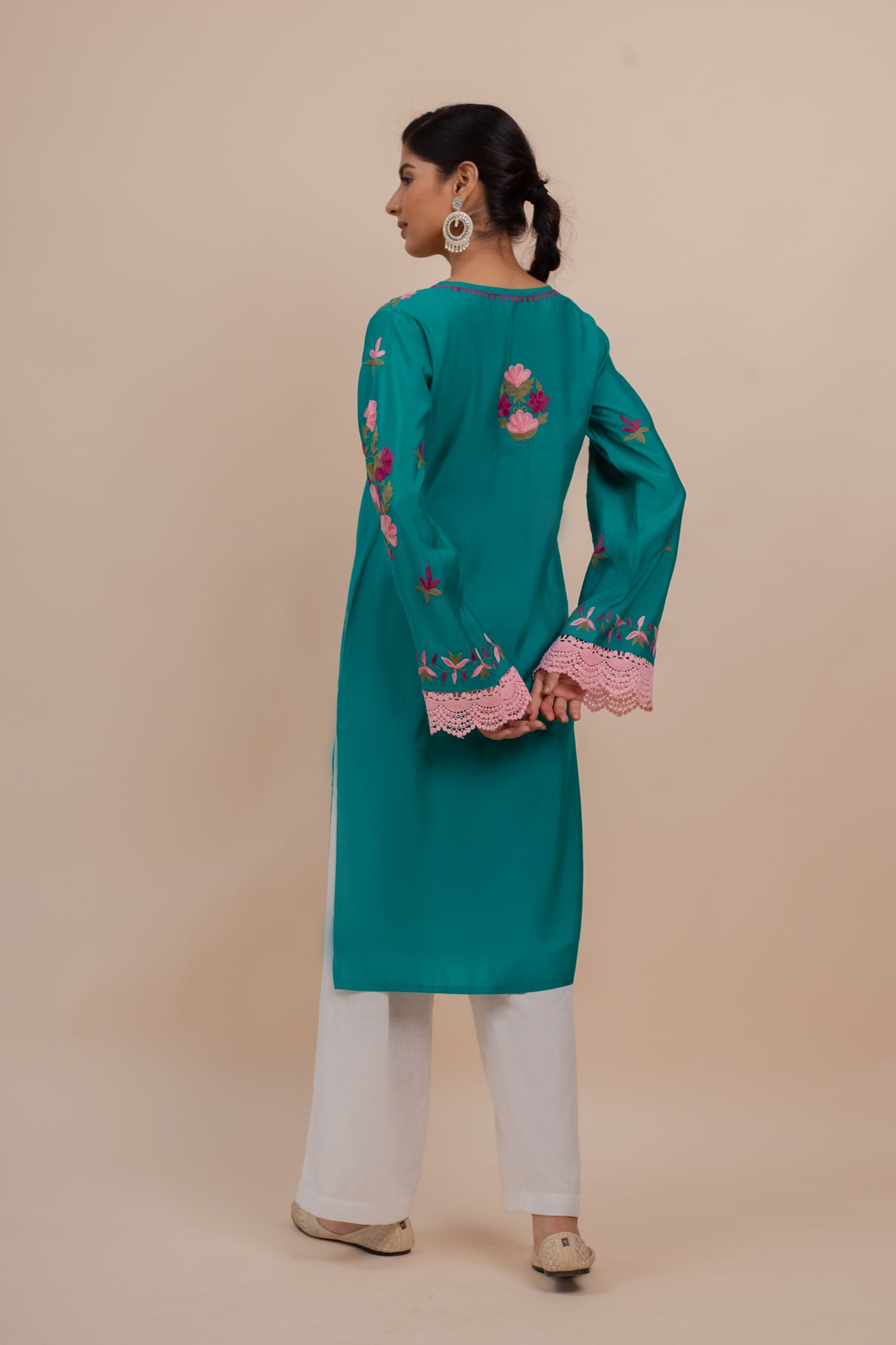 Falak Kashmiri Long Kurta In Turquoise Blue Muslin With Aari