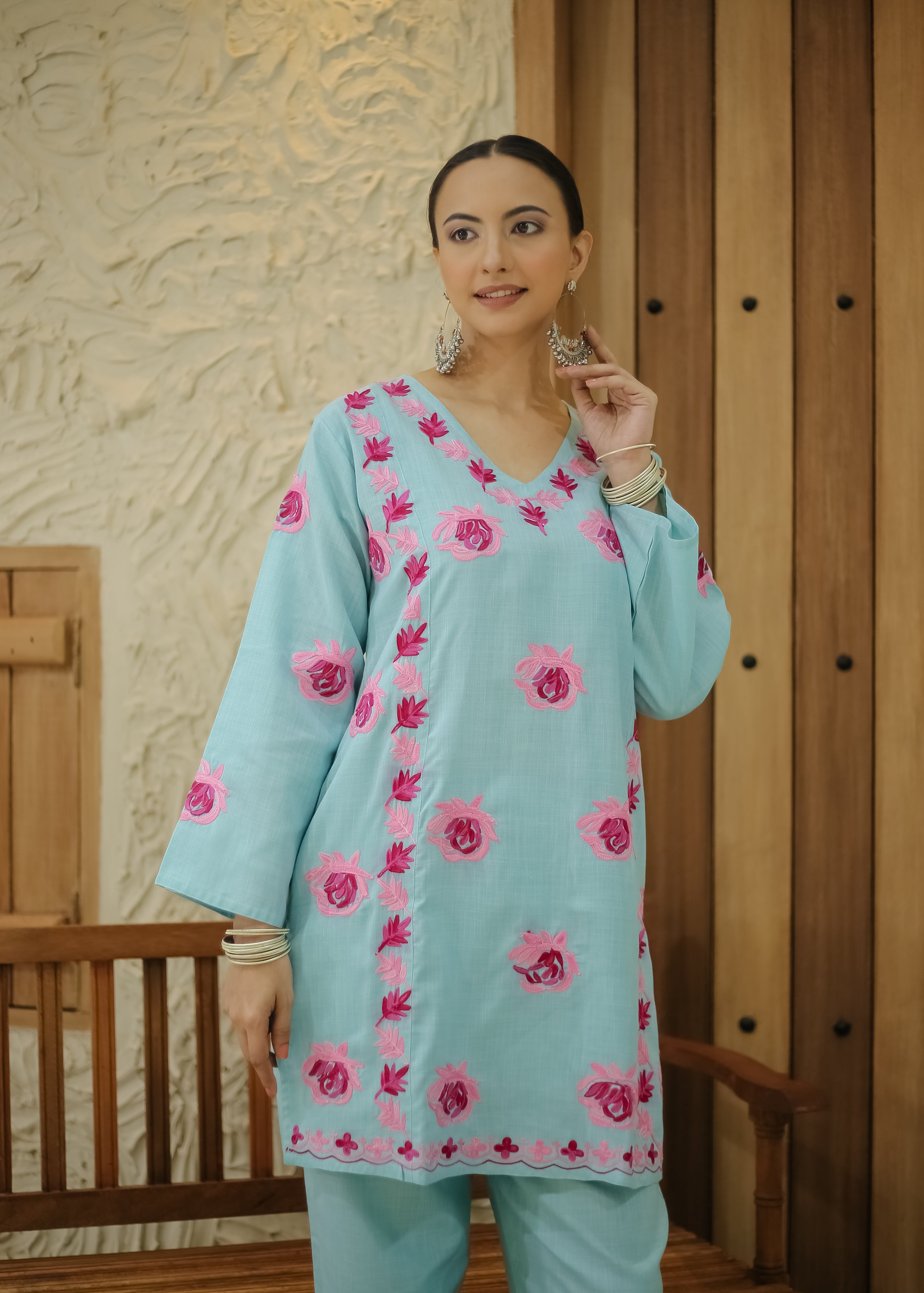 Falak Kashmiri Kurta Set  - Turquoise Blue with Pink