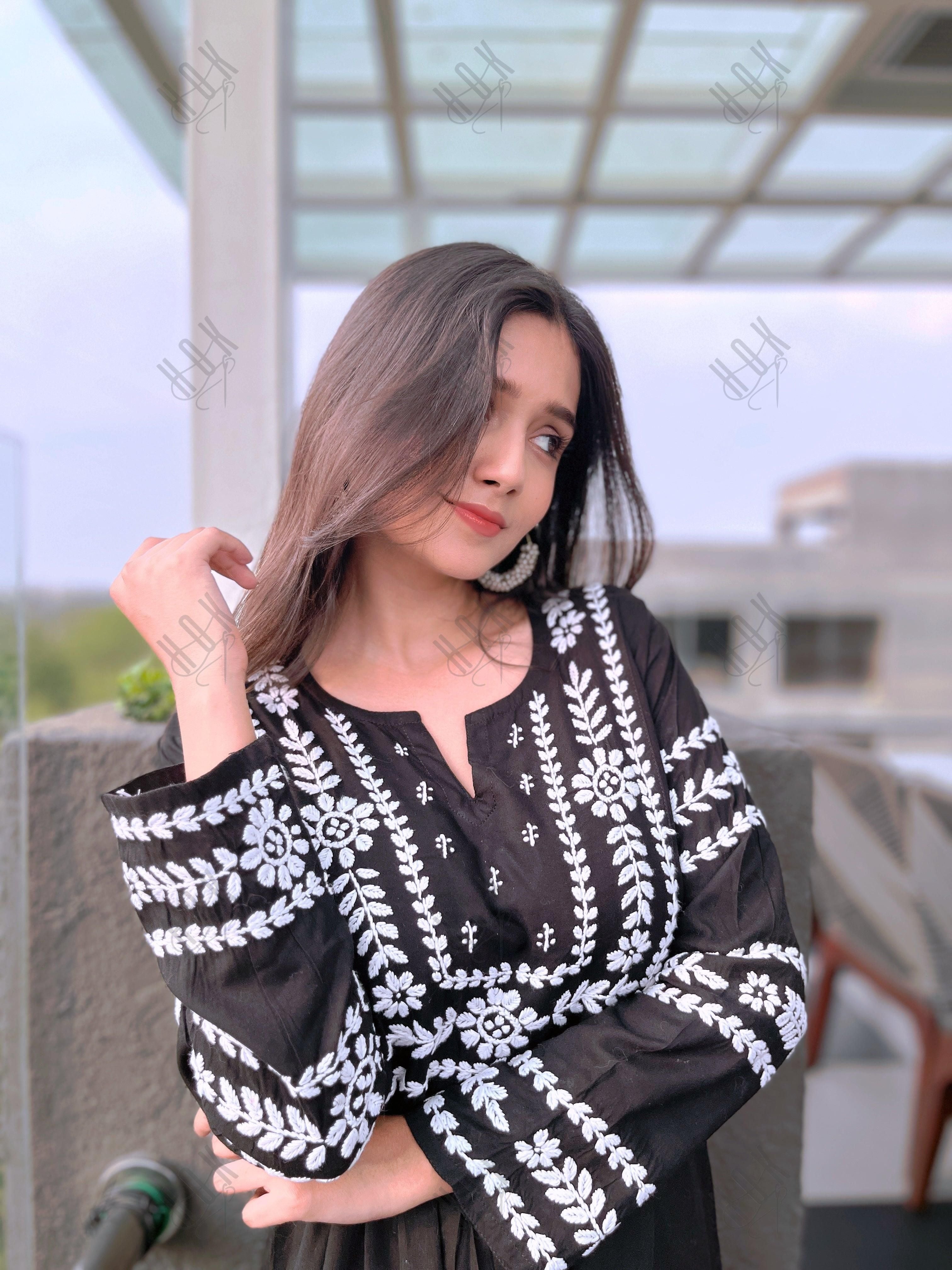 Shreya Jaiswal in HOK chikankari Long Kurta in Rayon Cotton for Women- Black - House Of Kari (Chikankari Clothing)