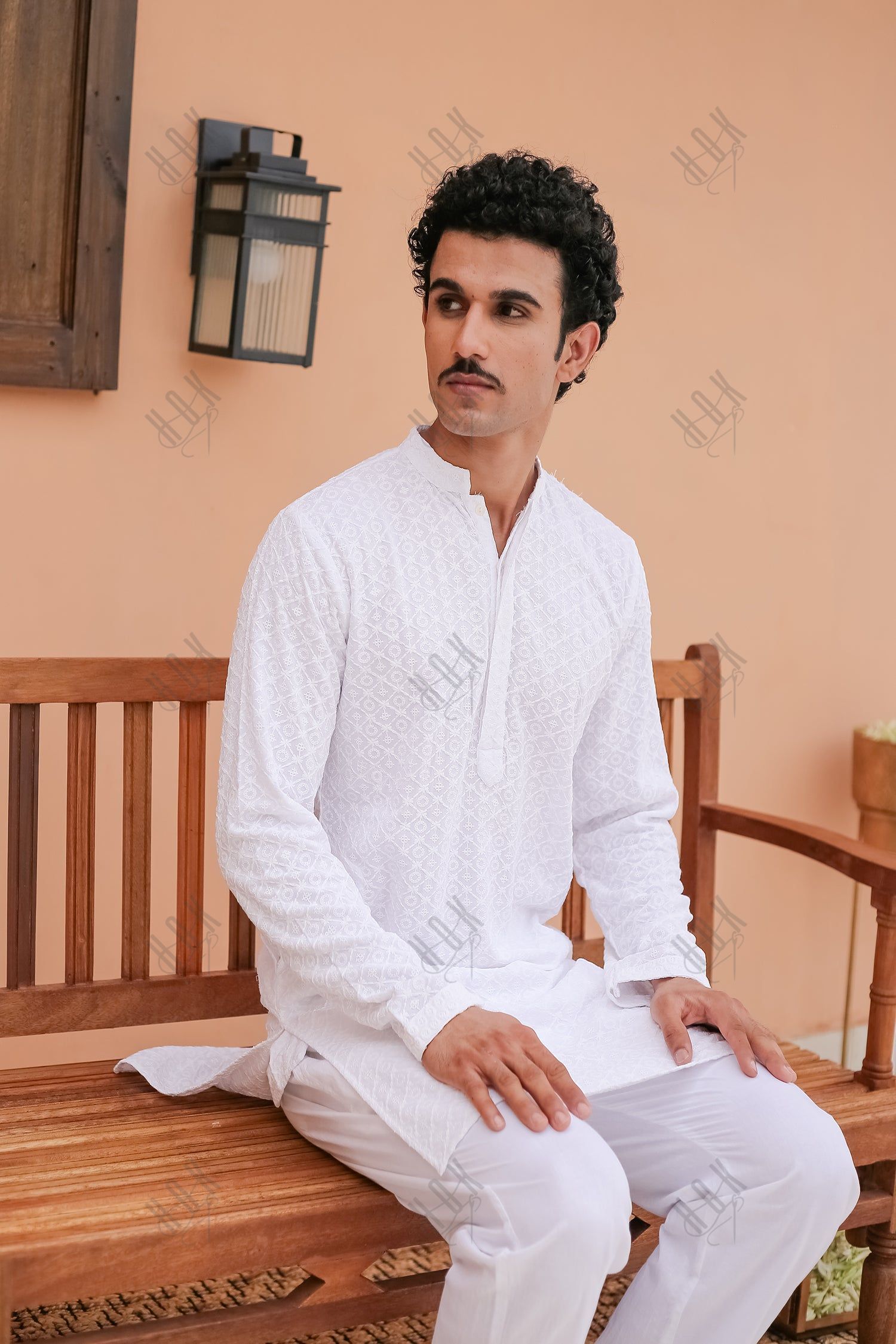 Men's Kurta In  Chikankari Rayon   - White