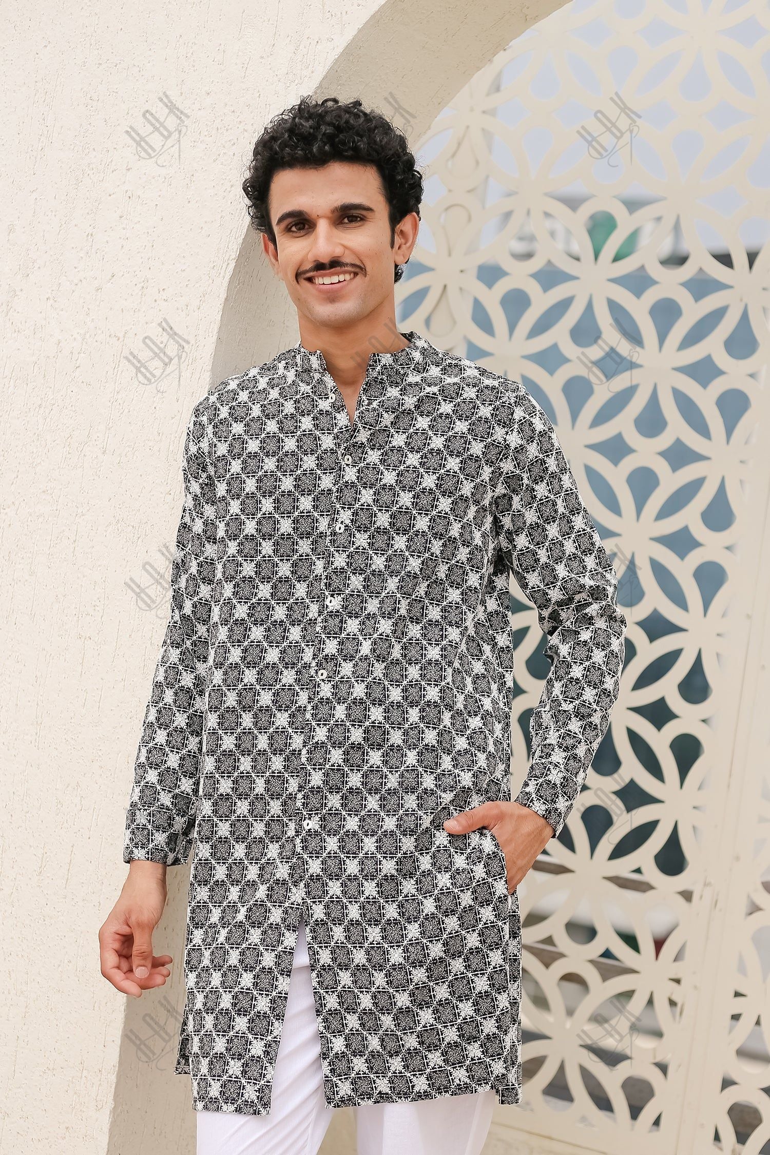 Men's Kurta In Jacquard With Embroidery - Black And White