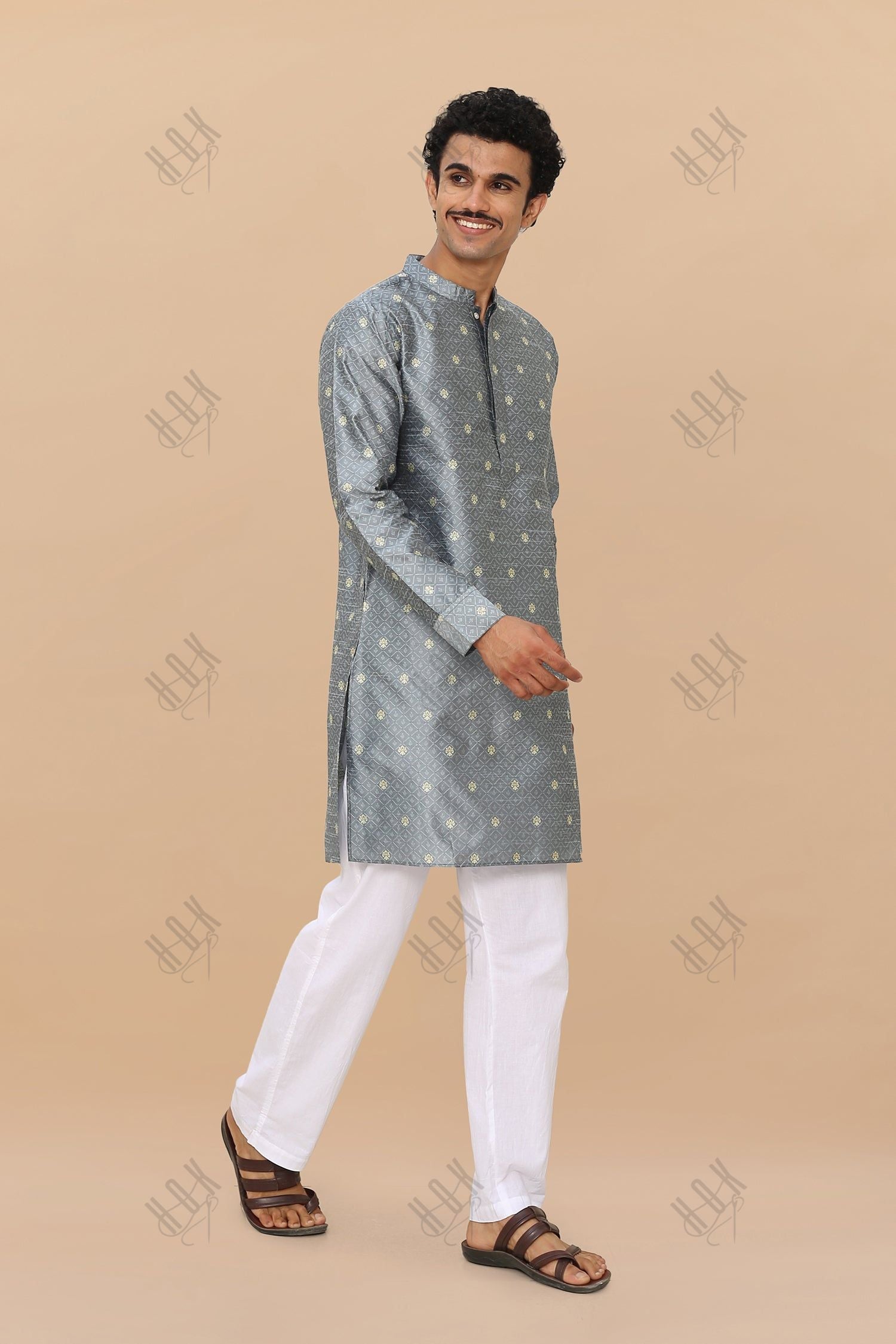 Men's Kurta In Jacquard Self  Grey