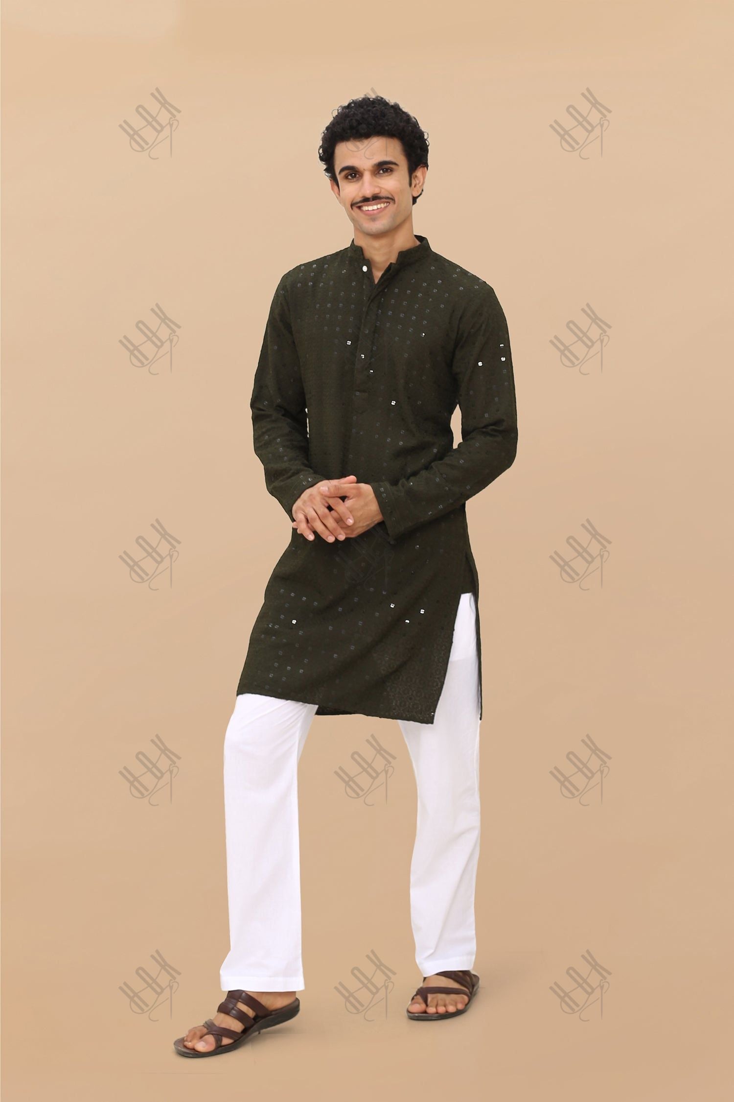 Men's Kurta In  Chikankari Rayon   - Green