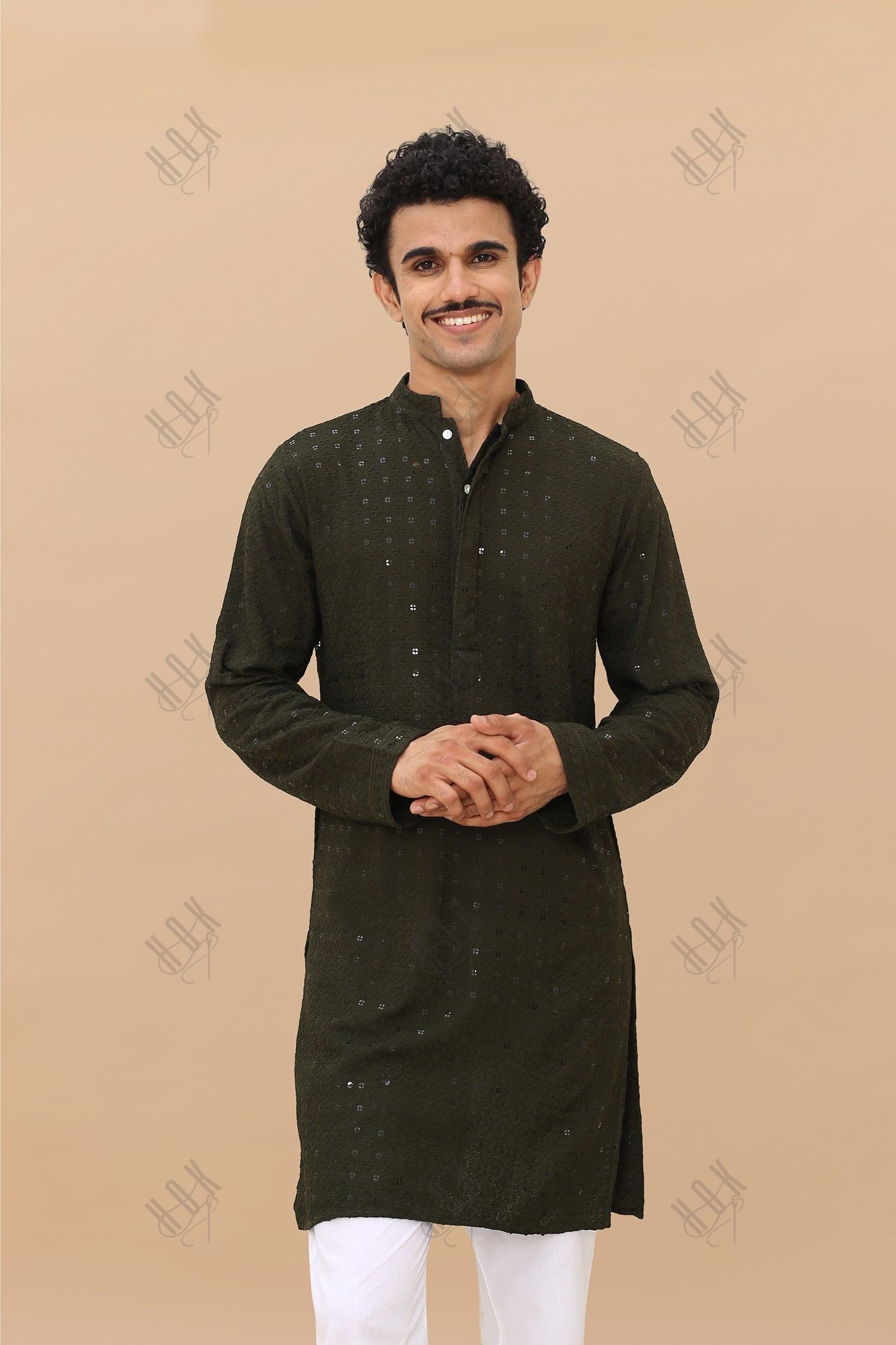 Men's Kurta In  Chikankari Rayon   - Green