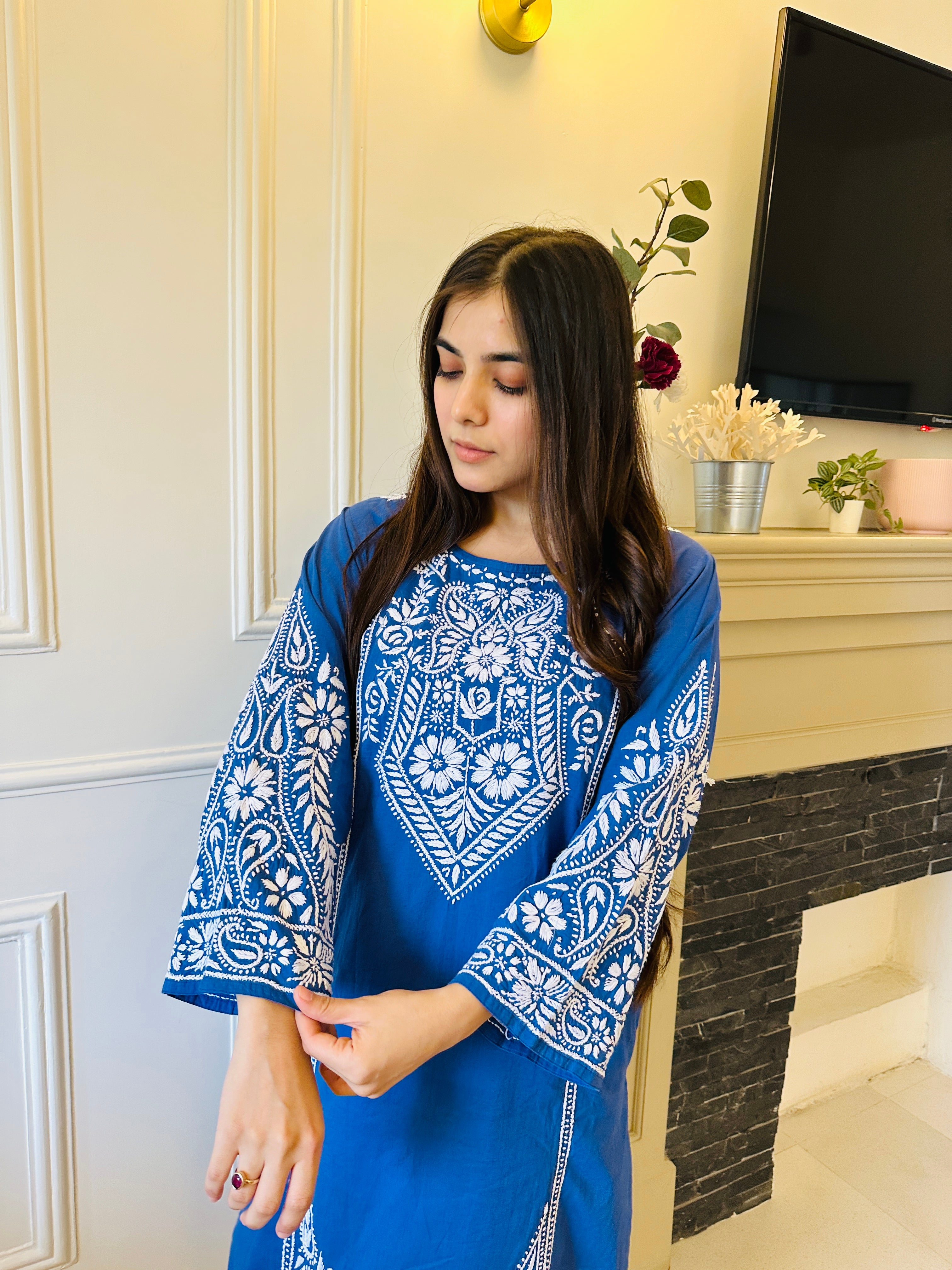 Muskaan in Saba Chikankari Long Kurti in Cambric Cotton - Blue