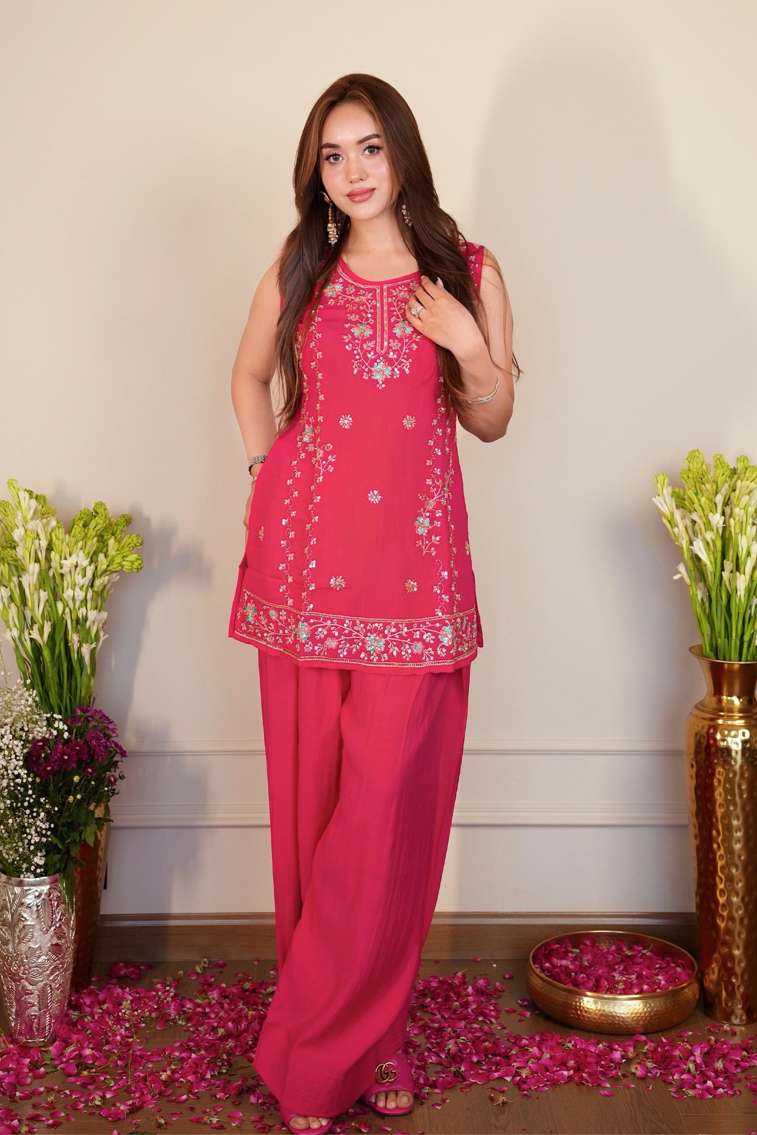 Mix Sequin Mul Chanderi Silk Embroidered Kurta Set - Pink