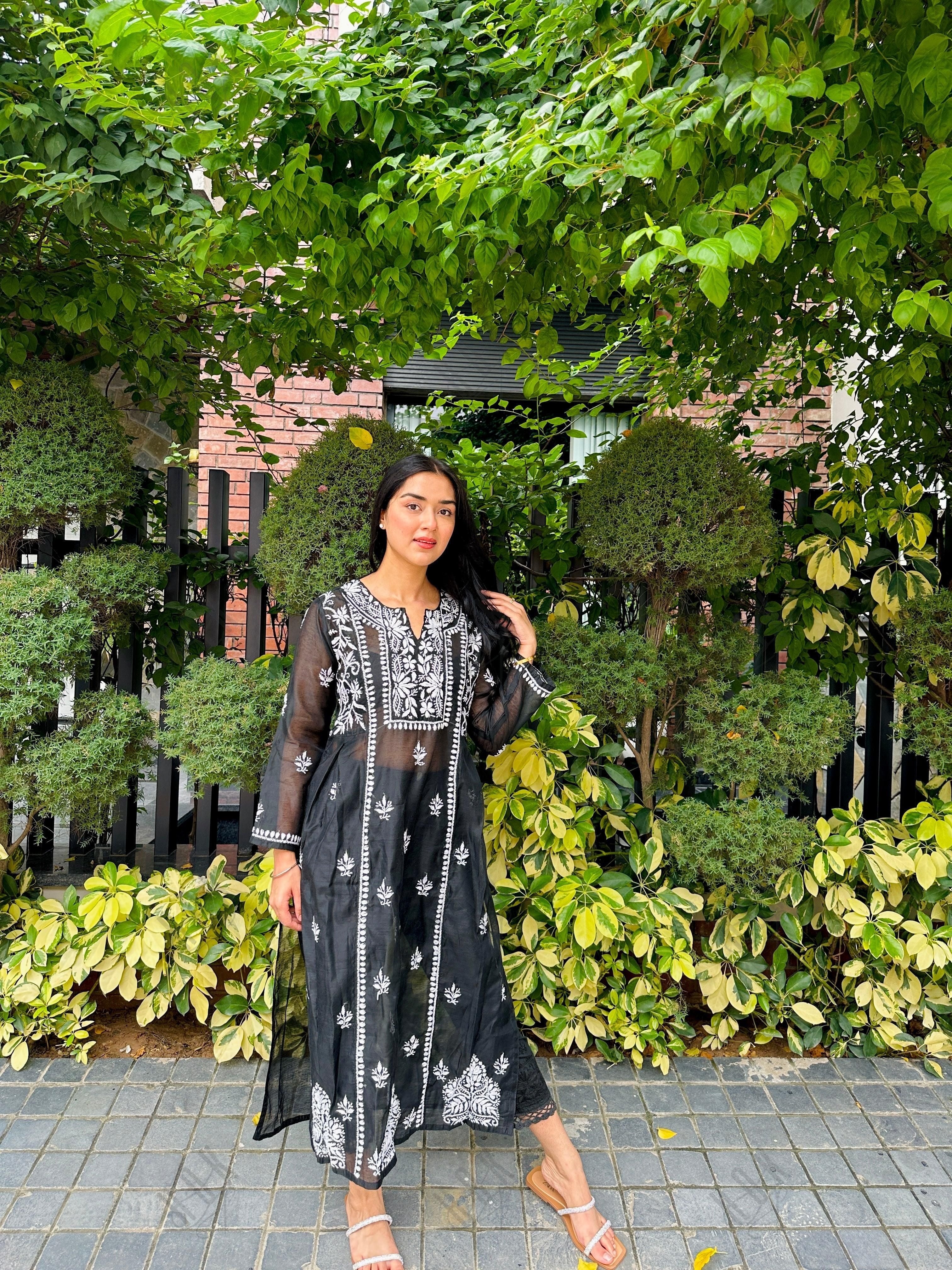 Simran in Chikankari Long Kurta in Chanderi Silk for Women- Black - House Of Kari (Chikankari Clothing)