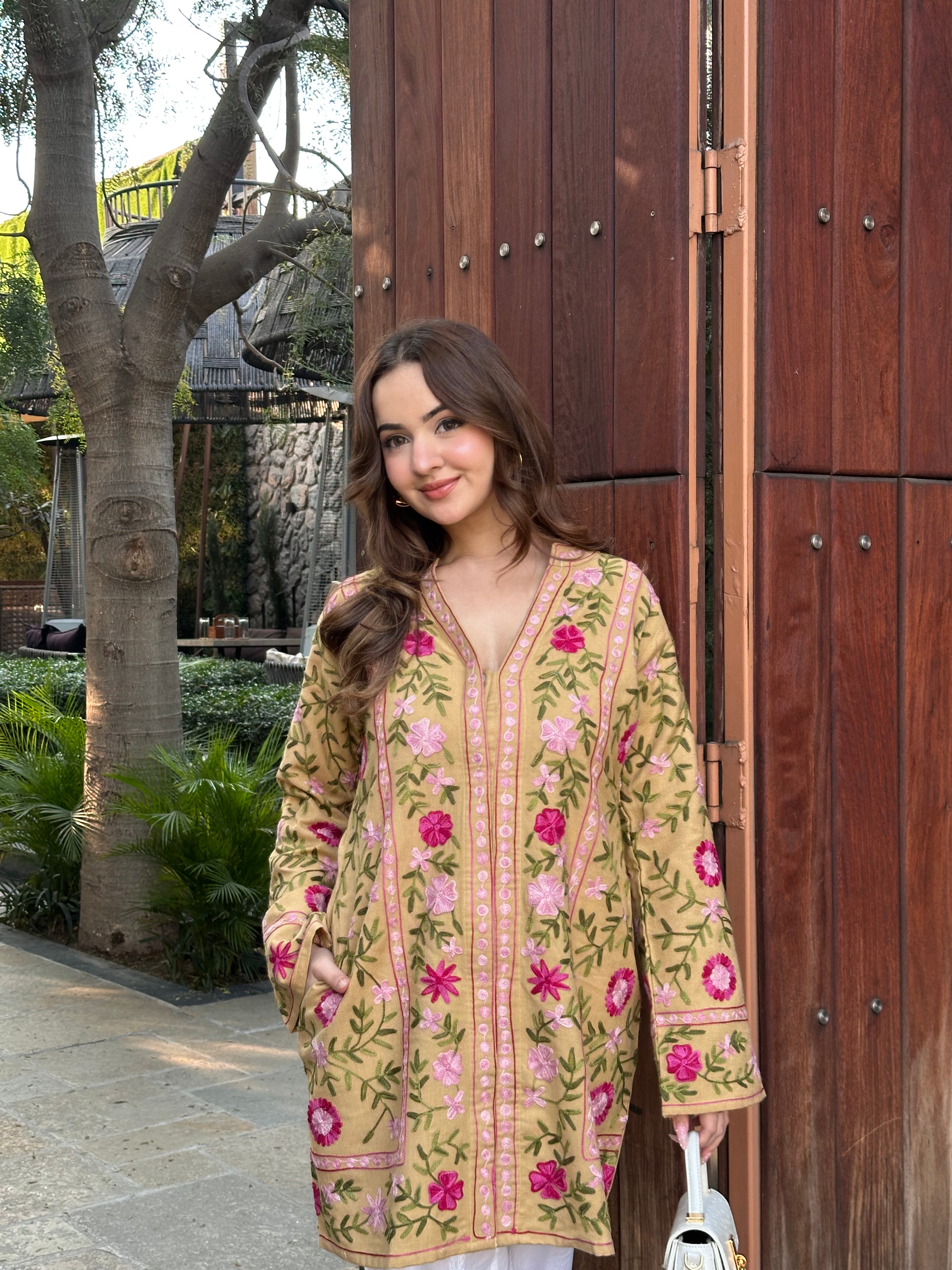 Bhavya in Cotton Kashmiri Aari Embroidered Jacket – Beige Floral