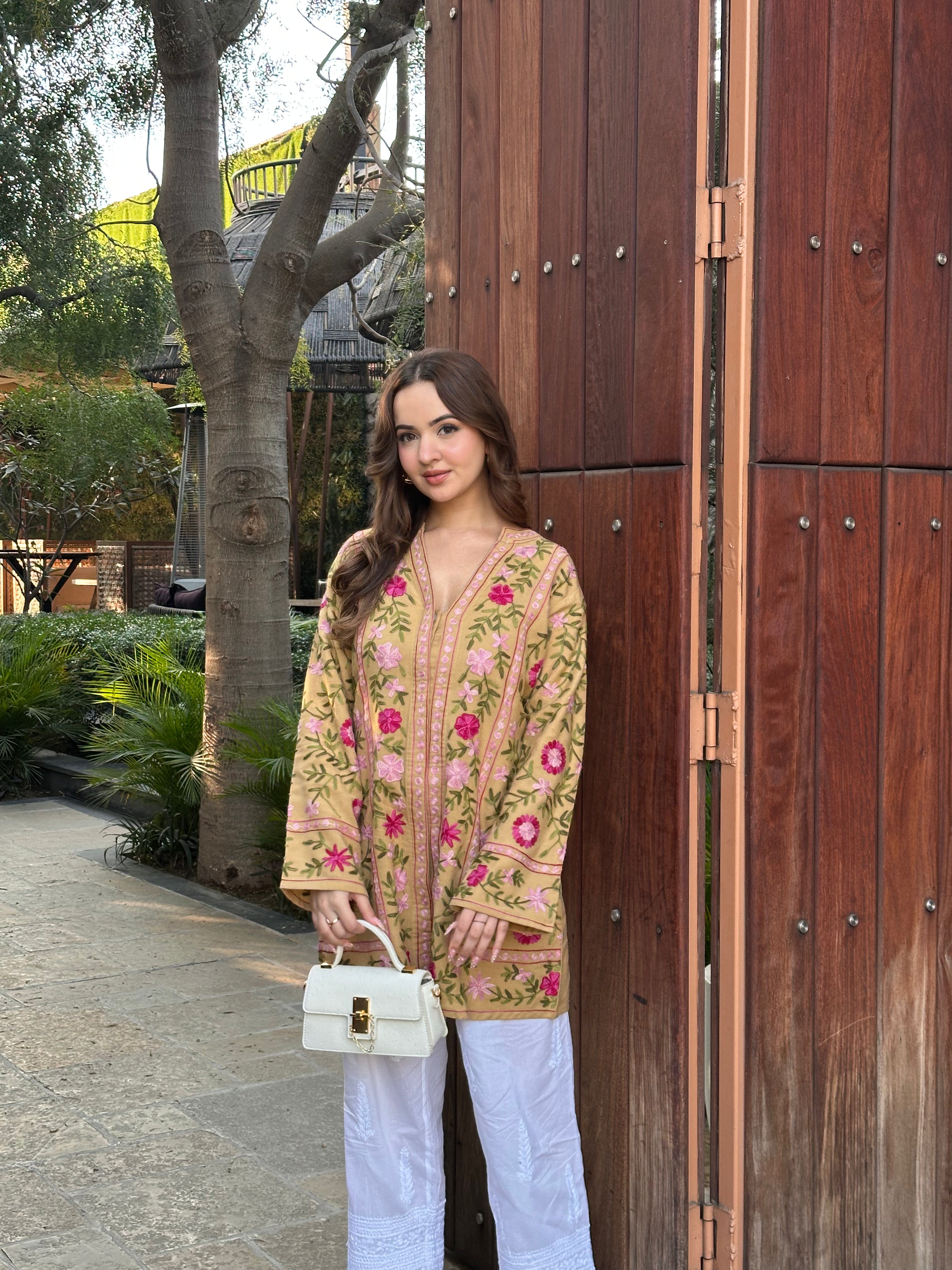 Bhavya in Cotton Kashmiri Aari Embroidered Jacket – Beige Floral