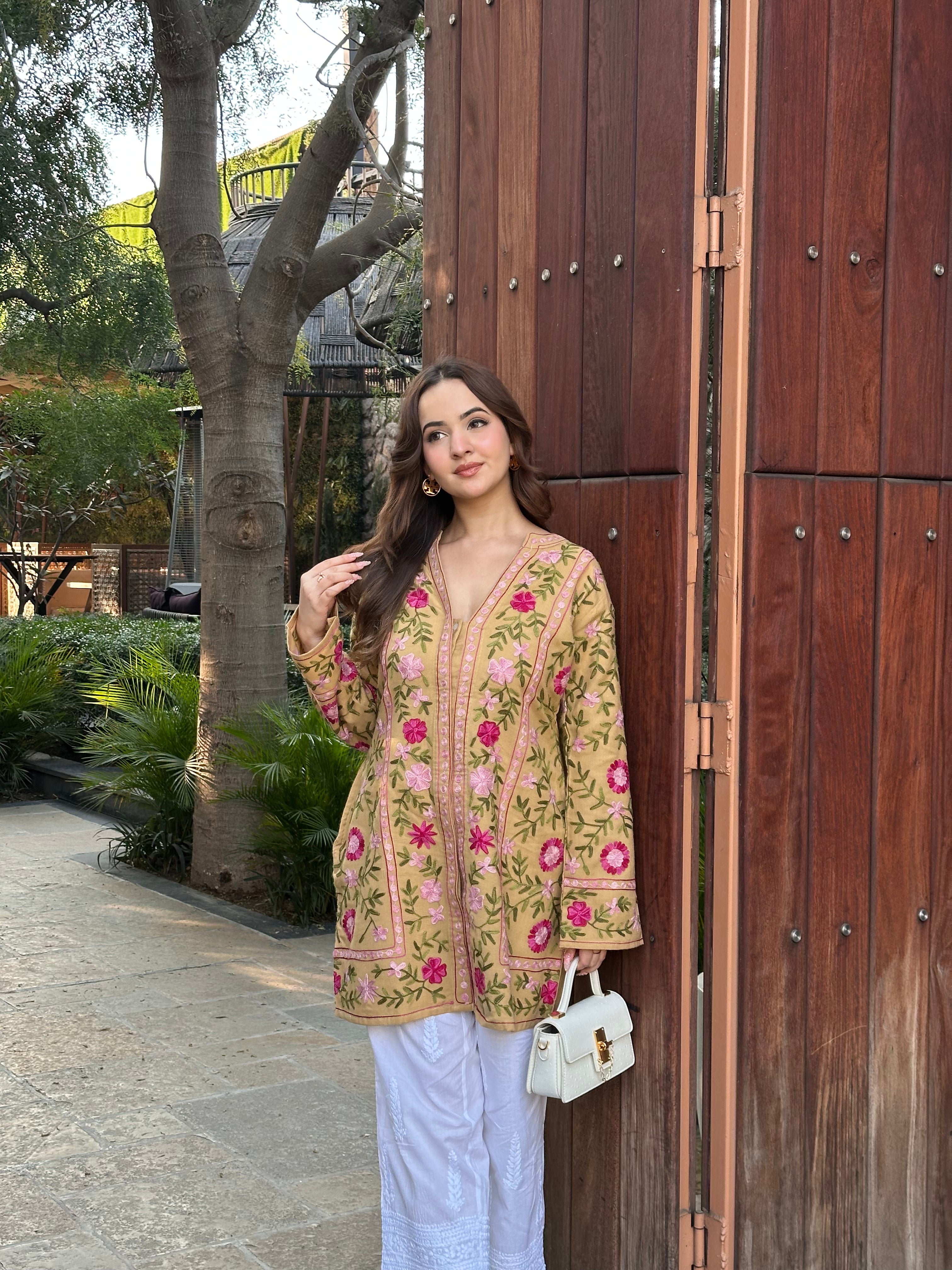 Bhavya in Cotton Kashmiri Aari Embroidered Jacket – Beige Floral