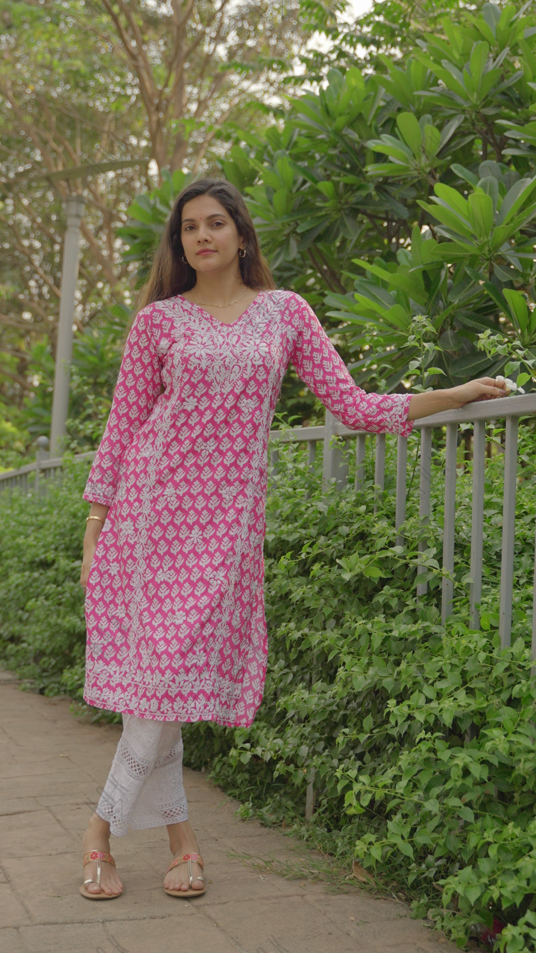 Ashrita shetty in Saba Chikankari Kurta in Muslin - Pink