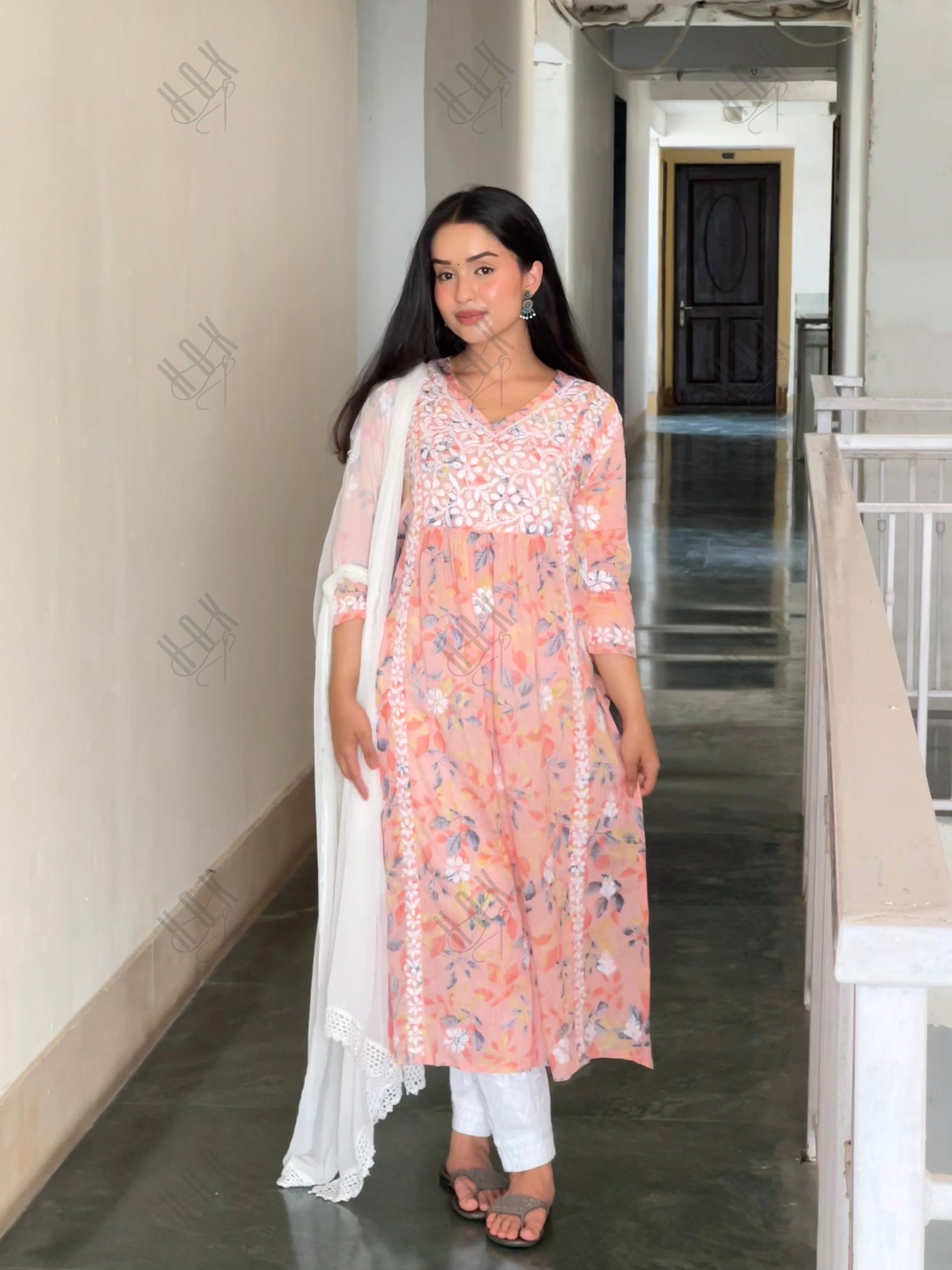 Sukruti Mul Printed Hand Embroidery Chikankari Kurta- Peach - House Of Kari (Chikankari Clothing)