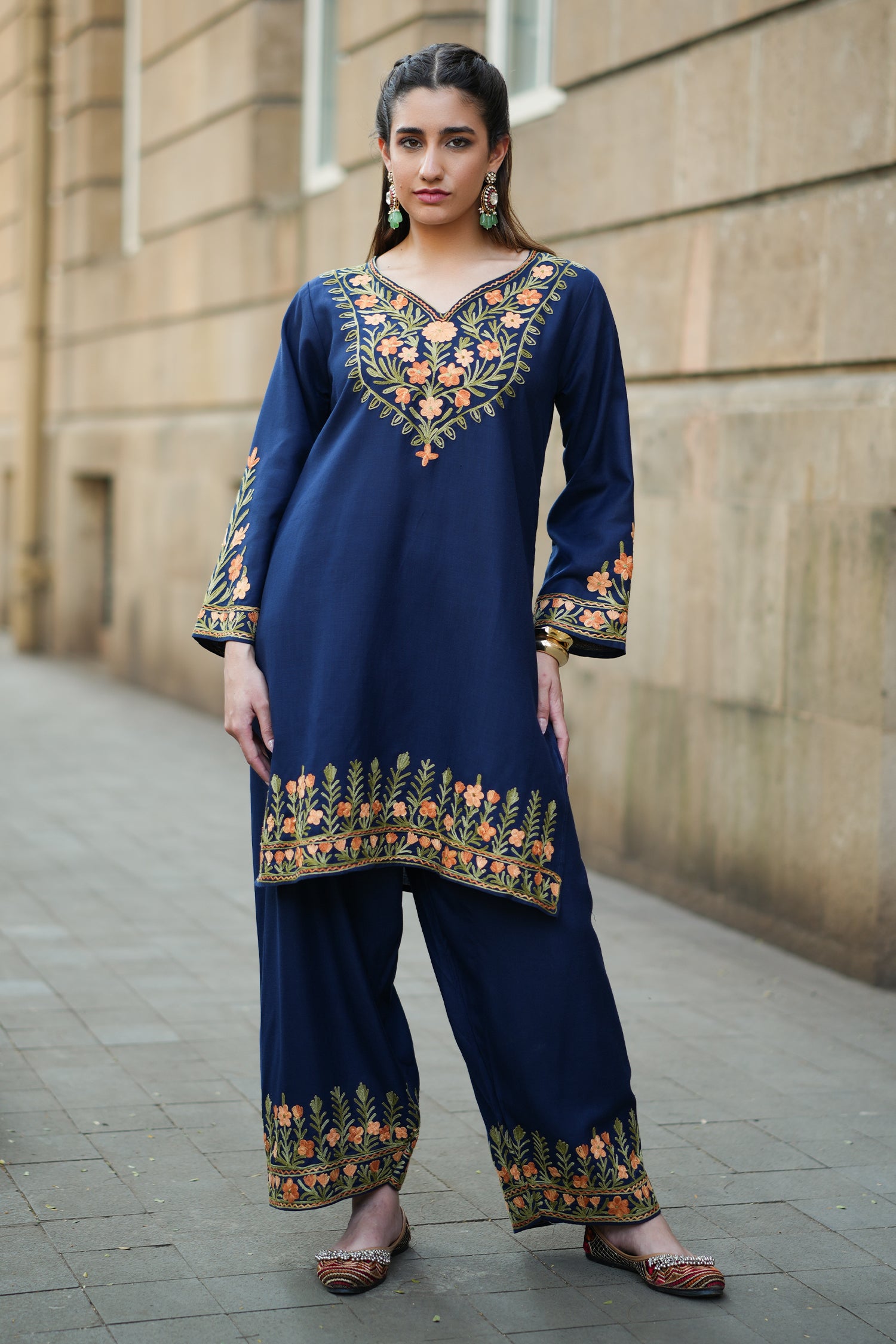 Cotton Kashmiri Aari Embroidered Kurta Set With Farsi Pant- Navy Blue