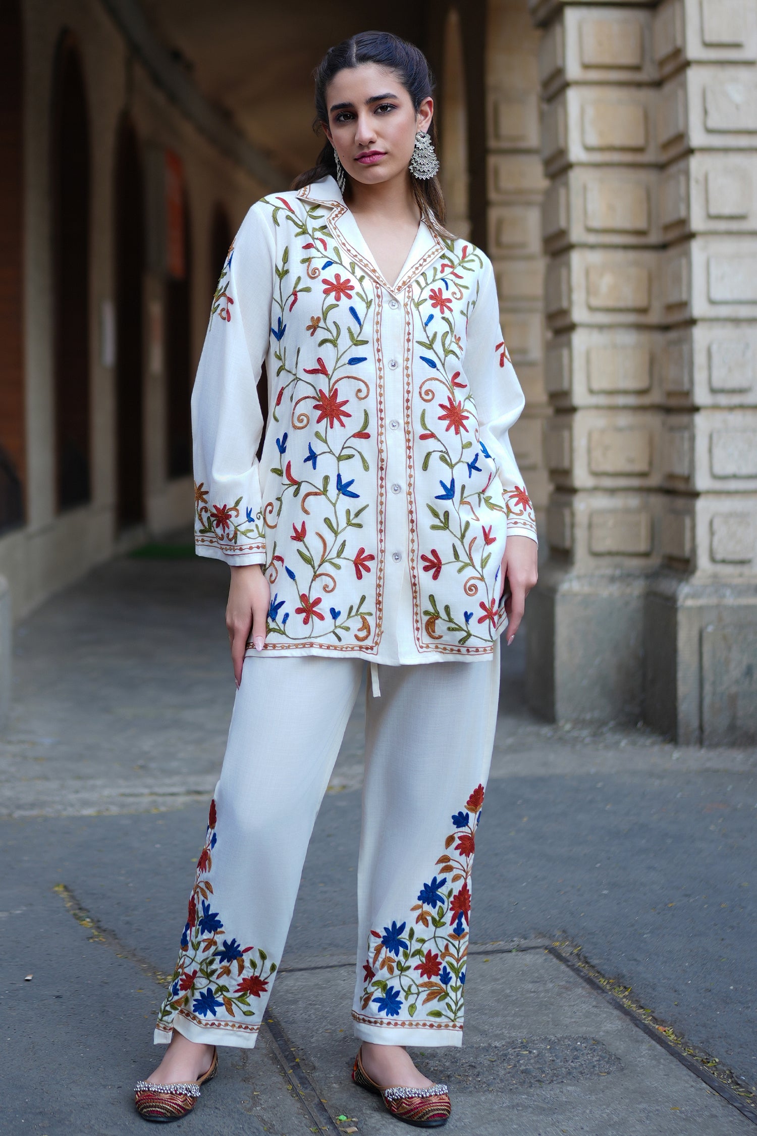 Cotton Kashmiri Aari Embroidered Kurta Set - Ivory