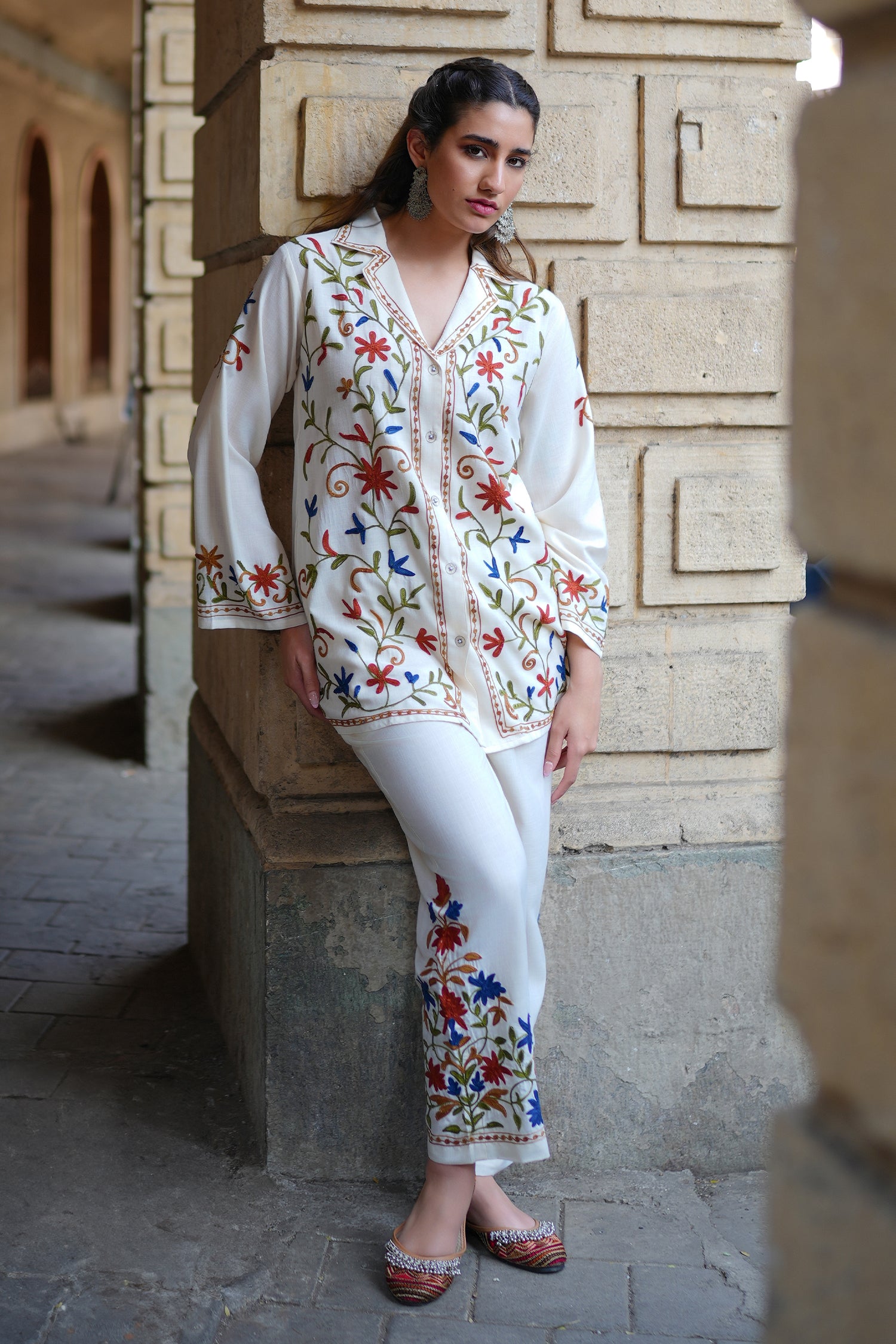 Cotton Kashmiri Aari Embroidered Kurta Set - Ivory