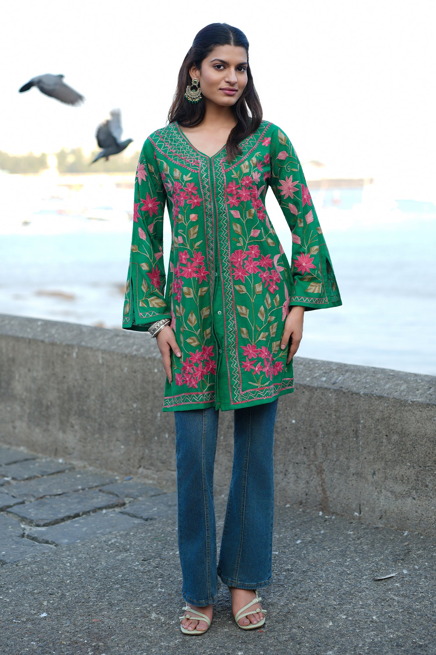 Cotton Kashmiri Aari Embroidered Jacket – Green