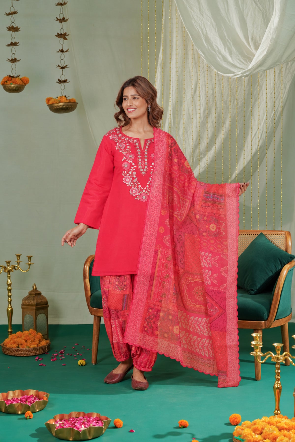 Embroidered Mul Chanderi Printed Farsi Kurta Set in Fuchsia Pink