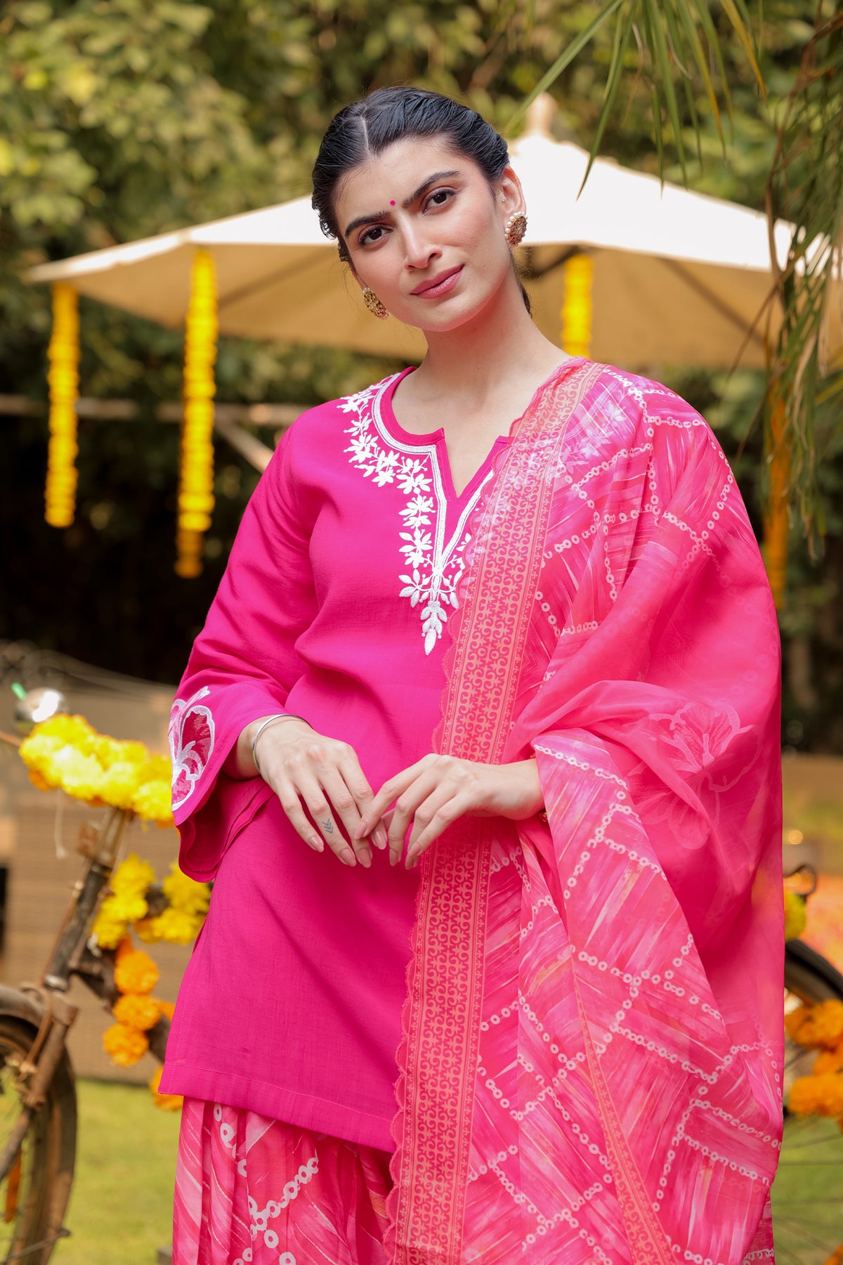 Embroidered Mul Chanderi Printed Farsi Kurta Set in Vibrant Pink