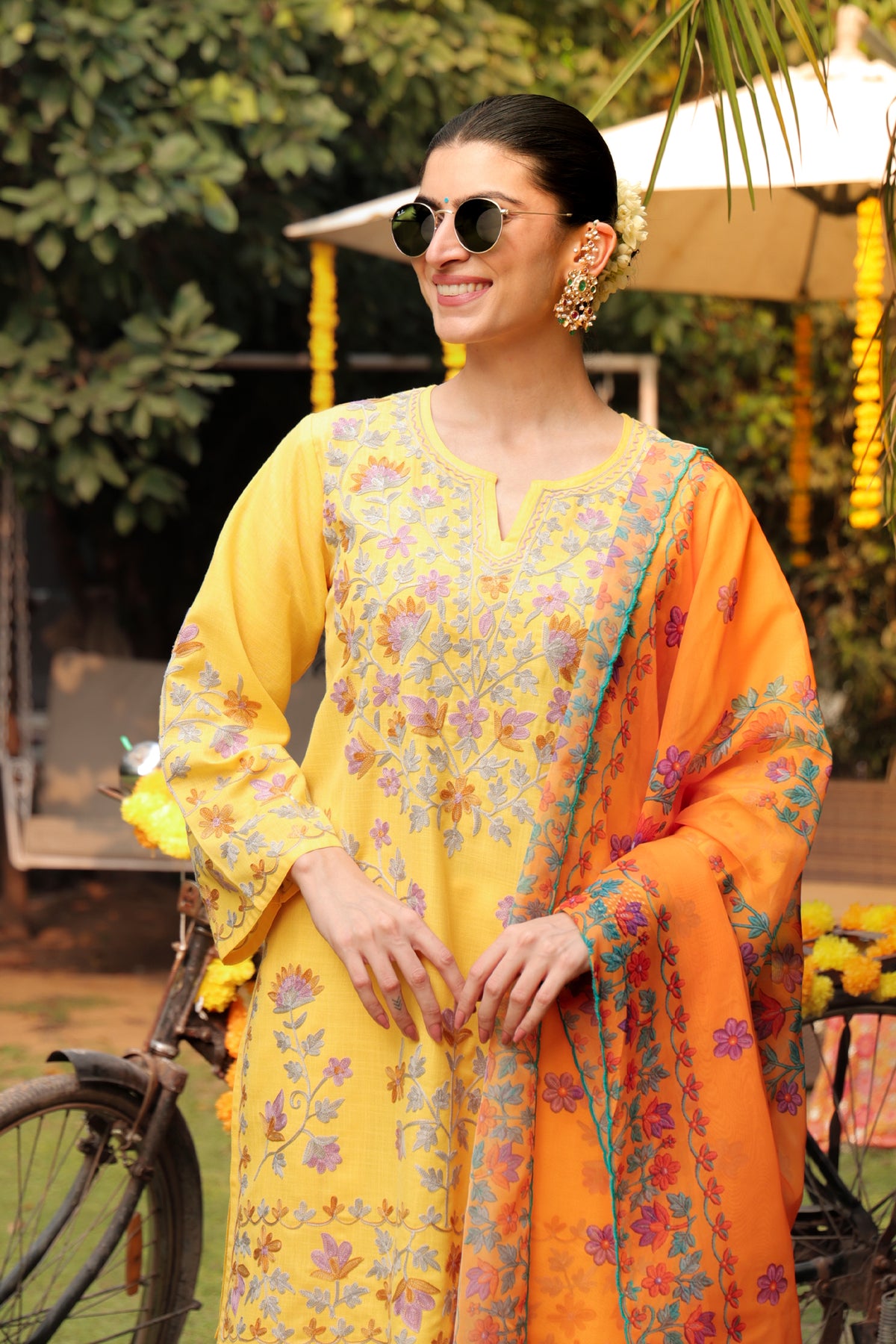 Kashmiri Aari Ruby Cotton Farsi Kurta Set in Bright Yellow