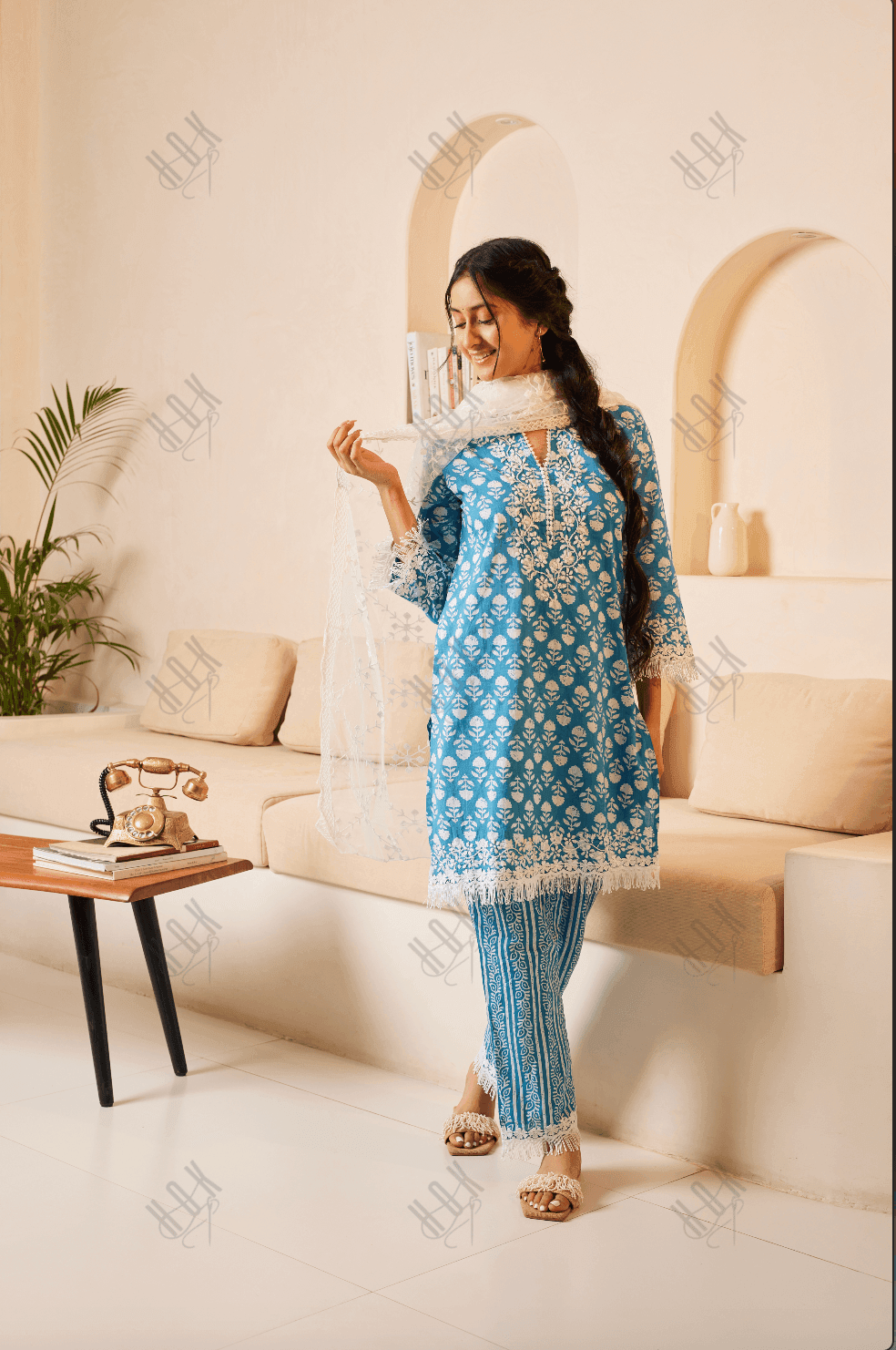 Samma Chikankari Co-ord set in Cotton for Women- Blue - House Of Kari (Chikankari Clothing)