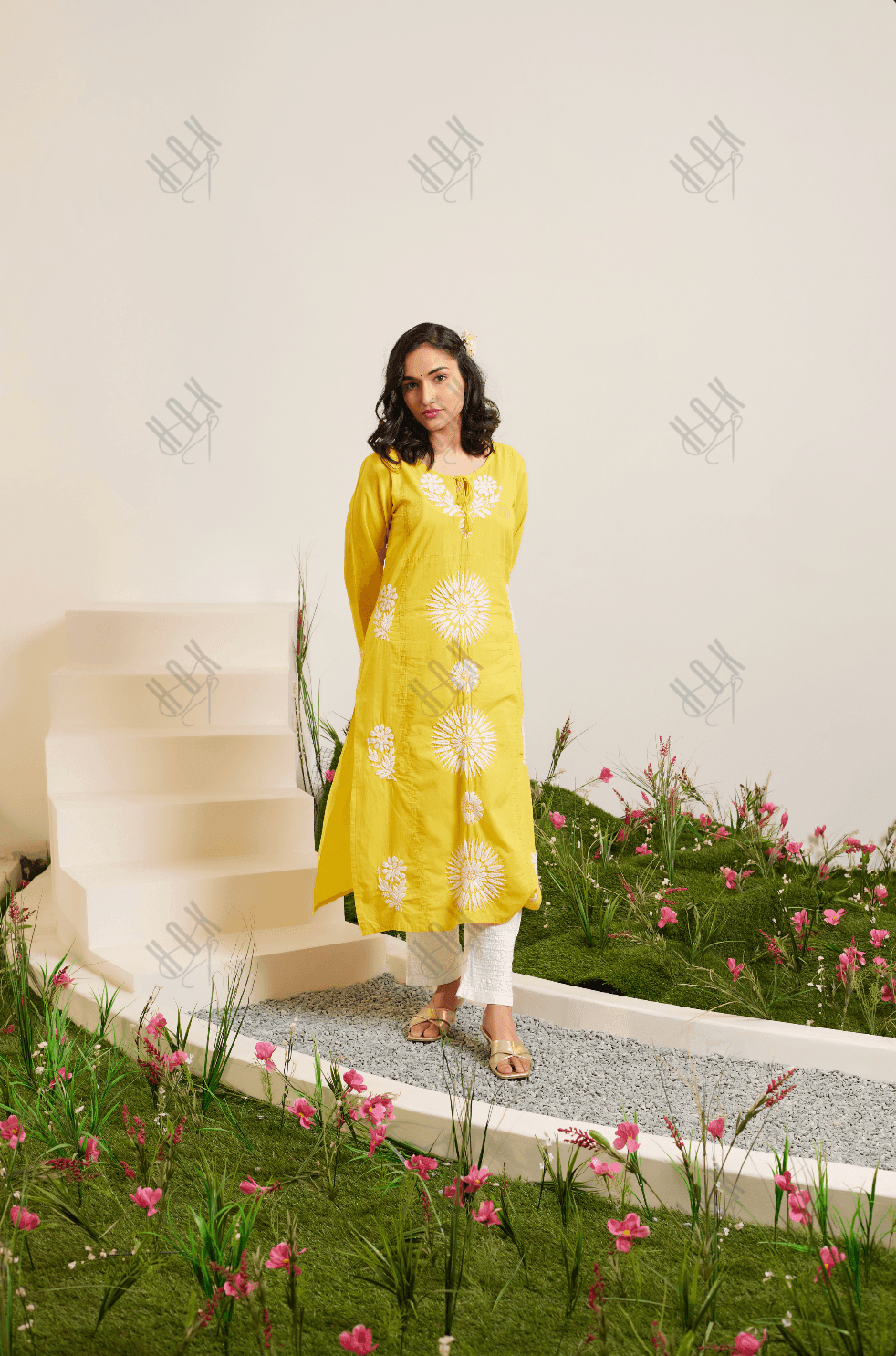 Samma Chikankari Long Kurti In Cotton for Women- Yellow - House Of Kari (Chikankari Clothing)