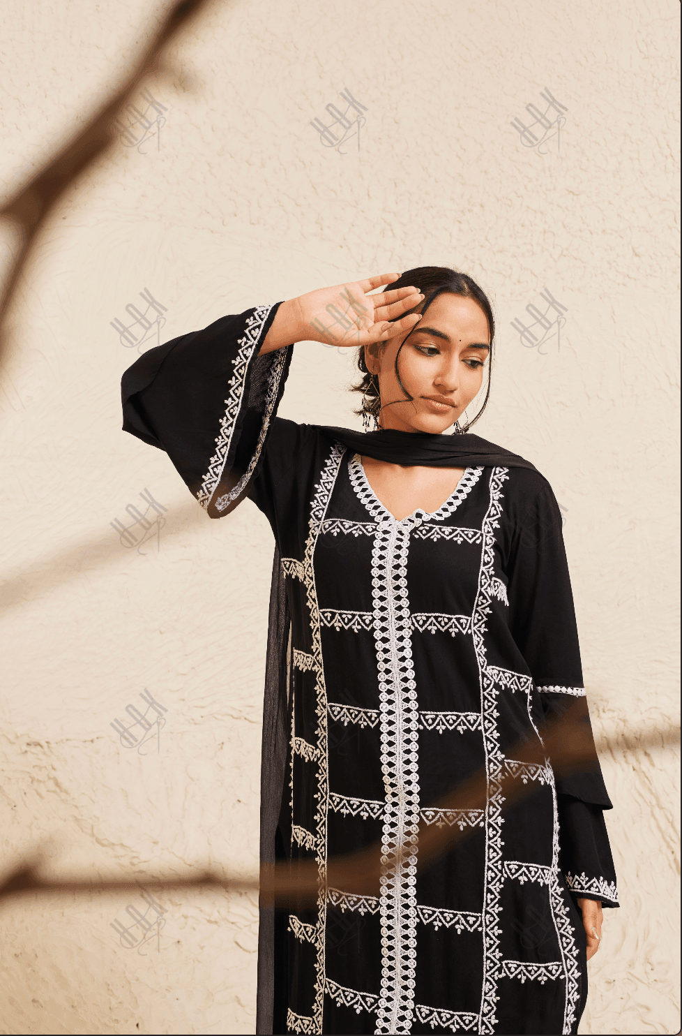 Samma Chikankari Long Kurta in Rayon Cotton for Women- Black With White - House Of Kari (Chikankari Clothing)