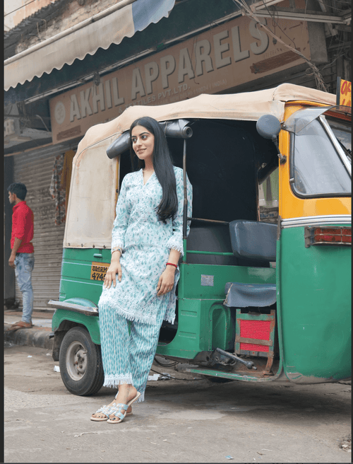 Load image into Gallery viewer, Nikita in Chikankari Co-ord set in Cotton for Women- Green
