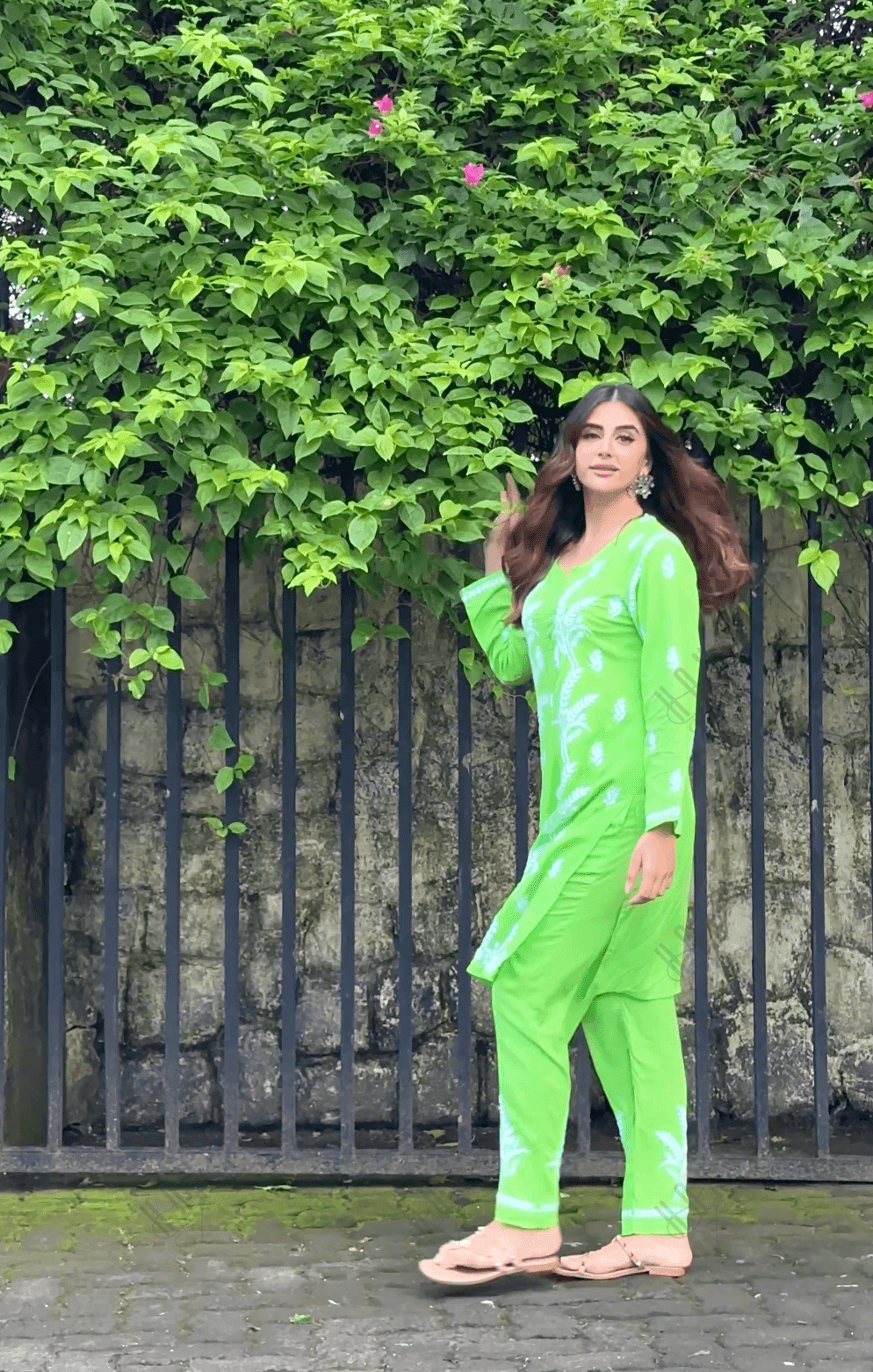 Miesha in Chikankari Short Modal Kurta Set - Green - House Of Kari (Chikankari Clothing)