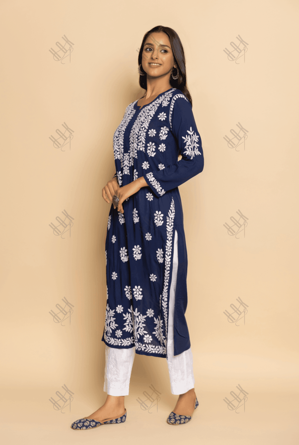 Fizaa chikankari Kurta in Modal cotton Blue - House Of Kari (Chikankari Clothing)