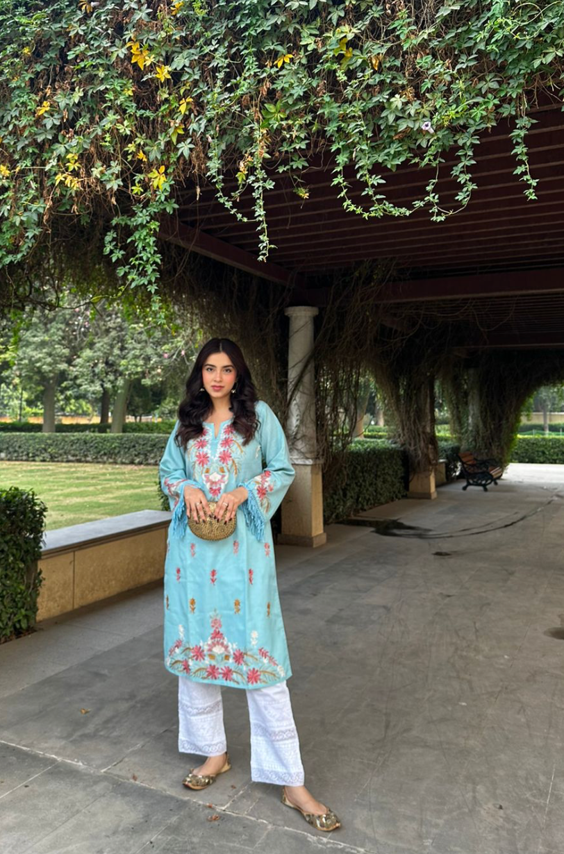 Kaushiki in Falak Kashmiri Long Kurta - Blue