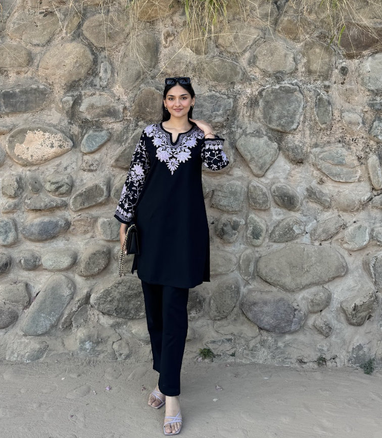 Anureet in Woollen Kashmiri Black Kurta Set