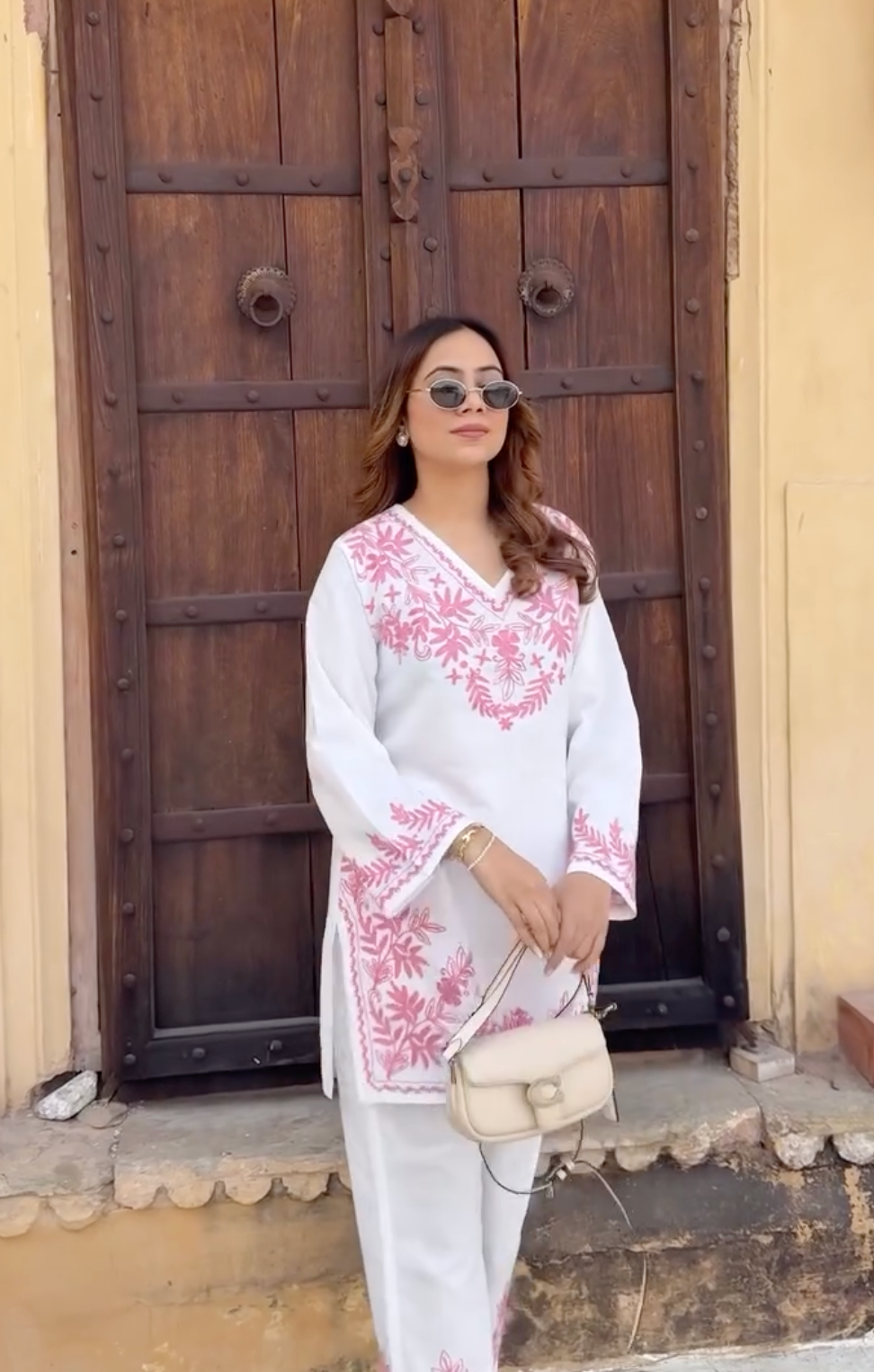 Arpita in Falak Kashmiri Kurta Set  - White