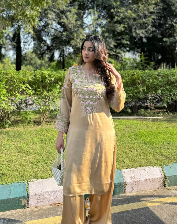 Soumya in Chikankari Kurta Set in Satin Silk with Farsi Pants – Beige