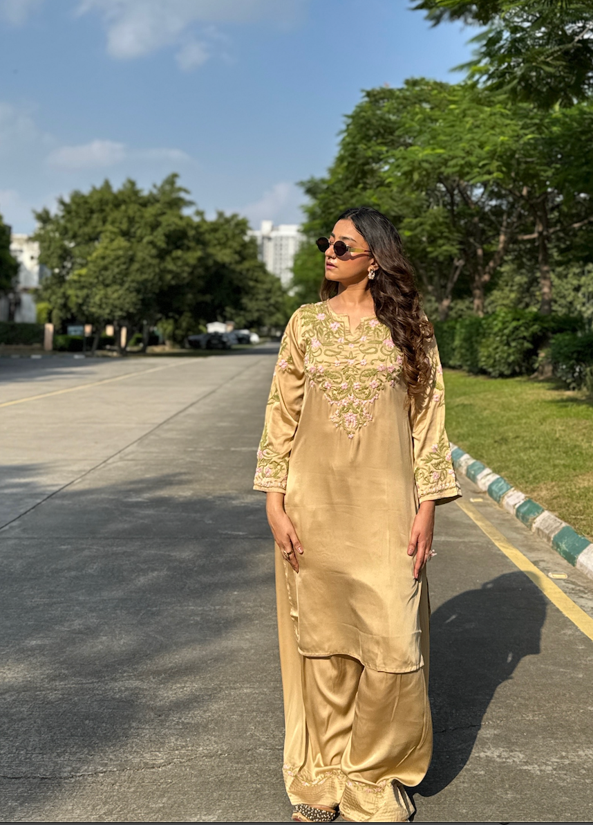 Soumya in Chikankari Kurta Set in Satin Silk with Farsi Pants – Beige