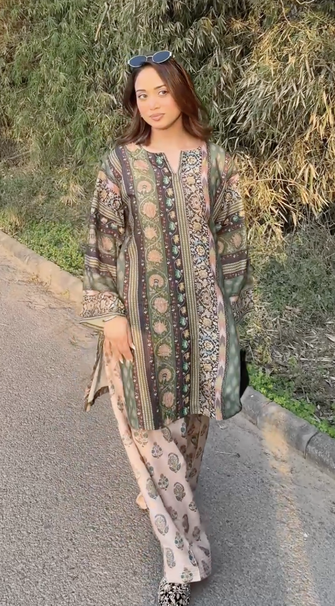 Ishita sandhu in Forest Green Printed  Lawn Cotton Co-ord Set